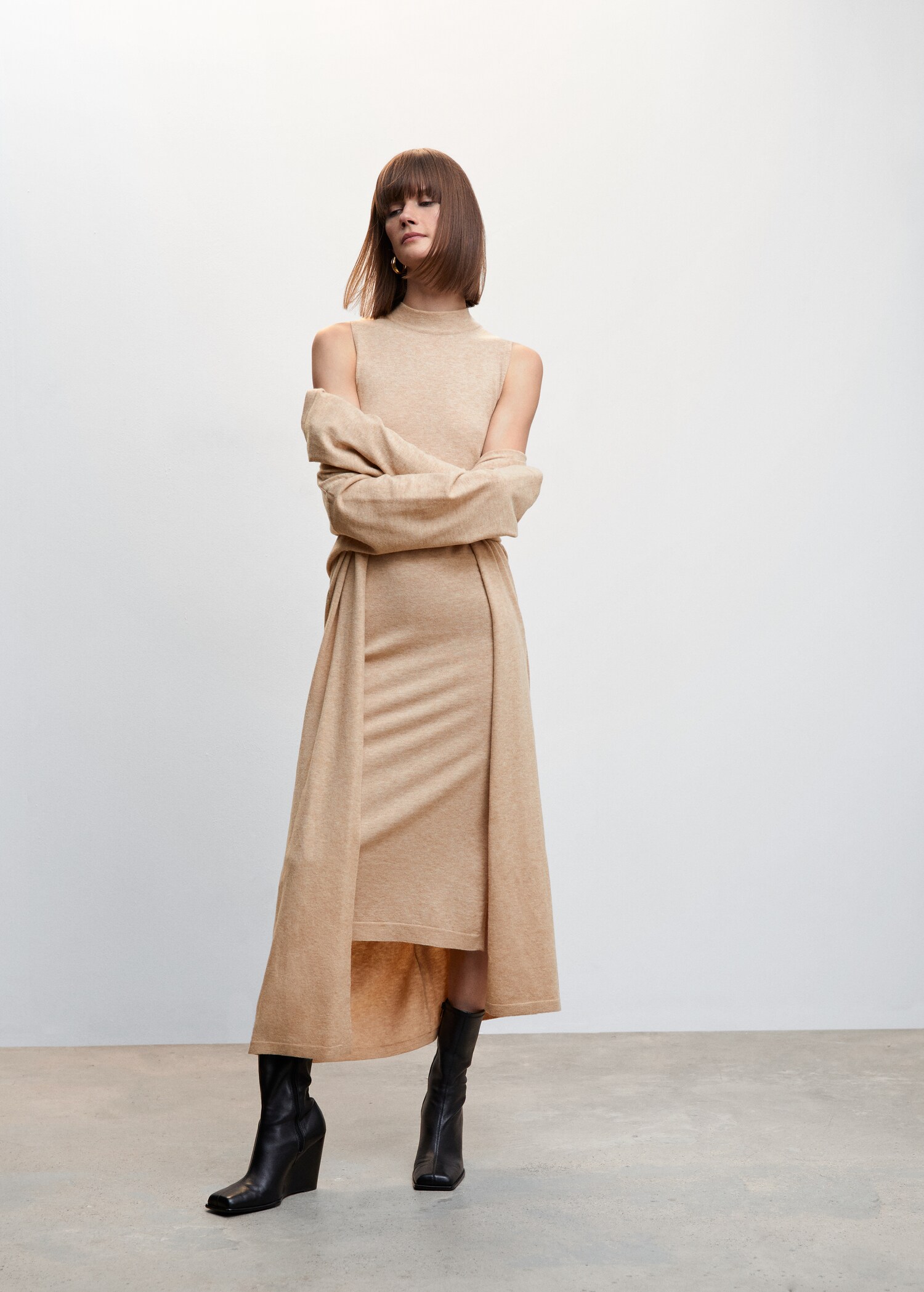 Side slit knit dress - Details of the article 1
