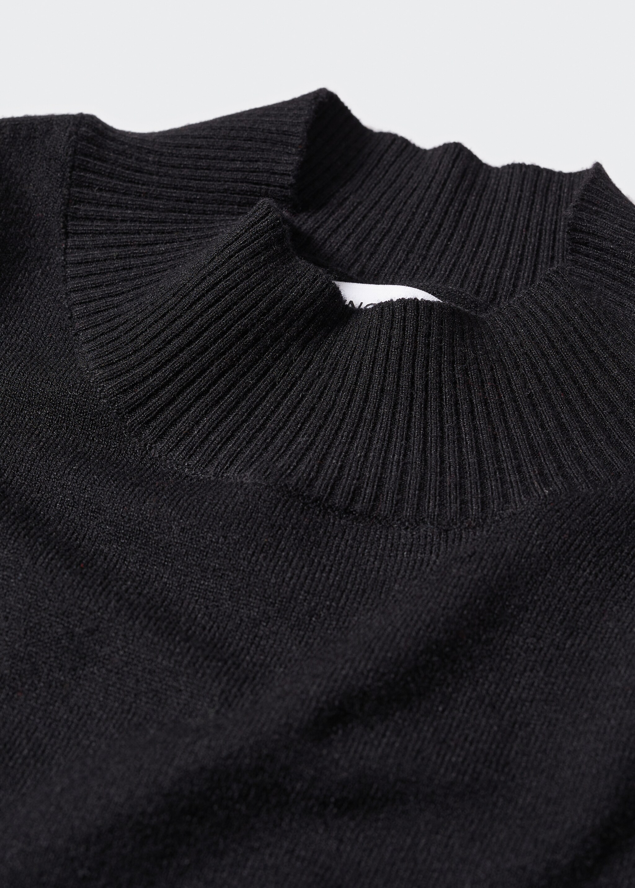 Side slits sweater - Details of the article 8