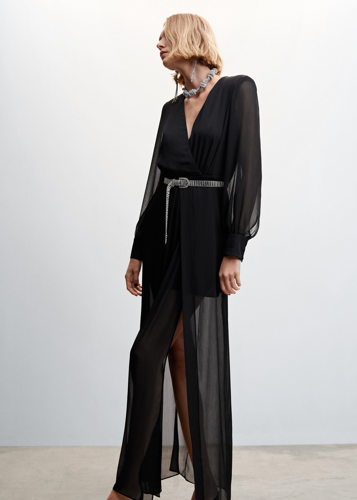 Vestido de gaze com aberturas - Pormenor do artigo 4