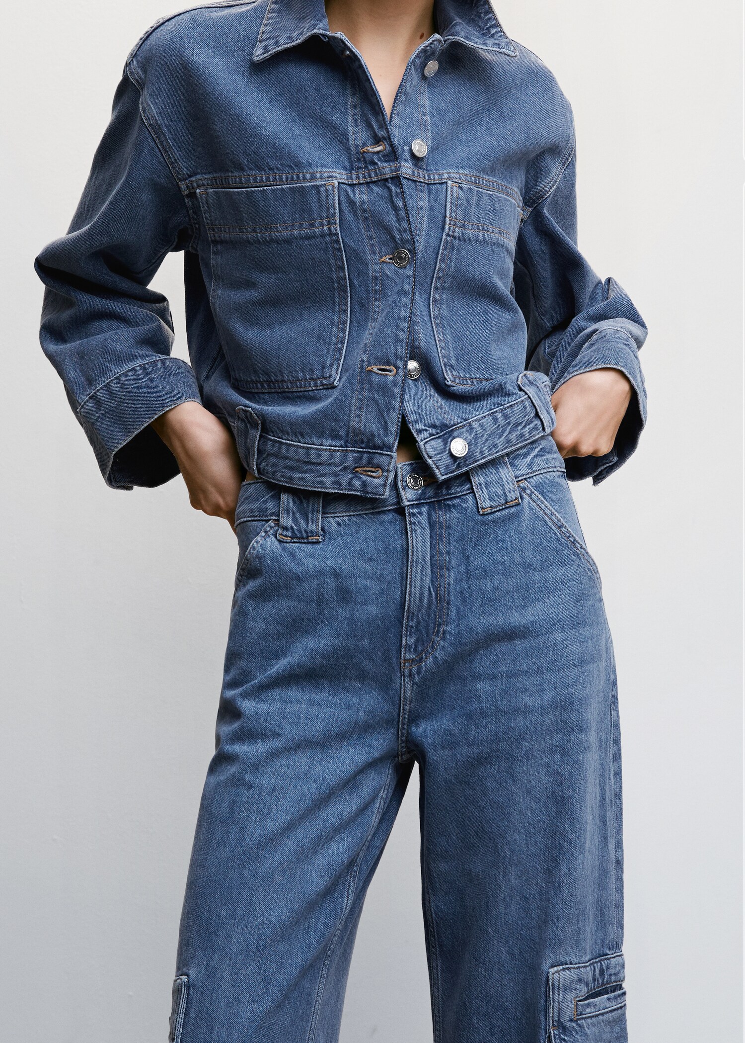 Multi-pocket cargo jeans - Details of the article 6
