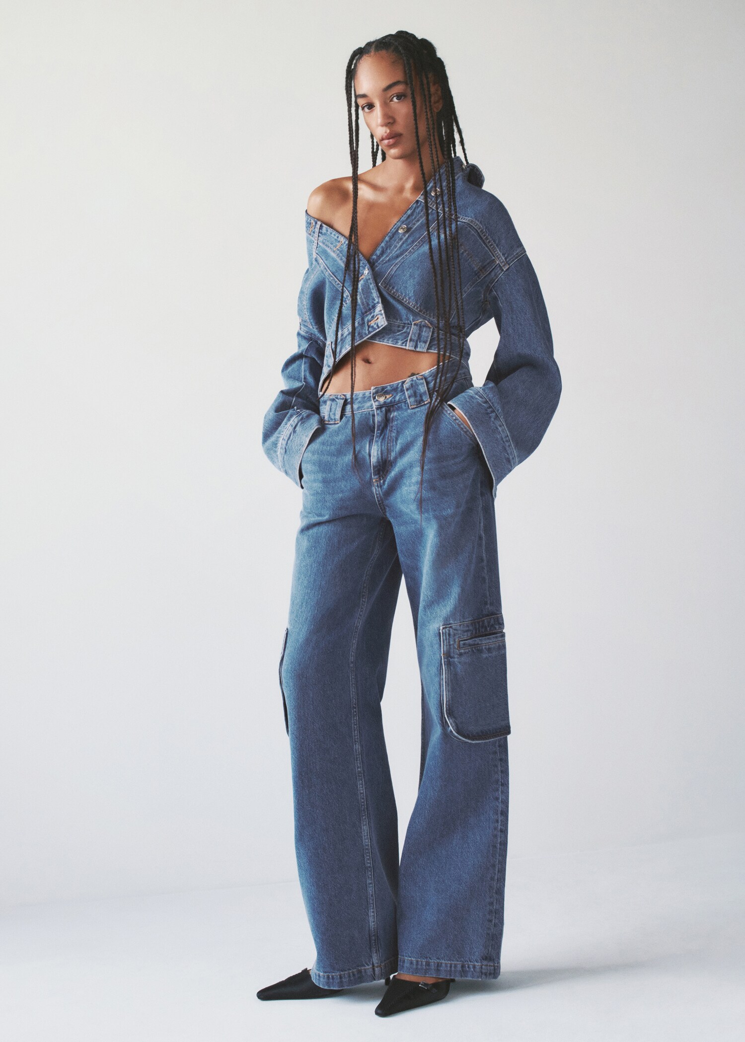 Multi-pocket cargo jeans - Details of the article 7