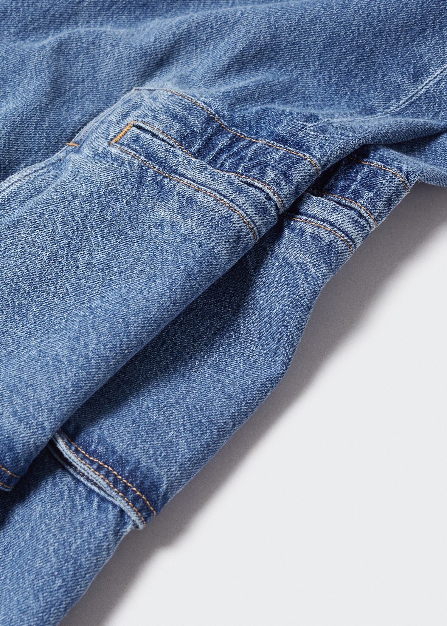 Multi-pocket cargo jeans - Details of the article 8