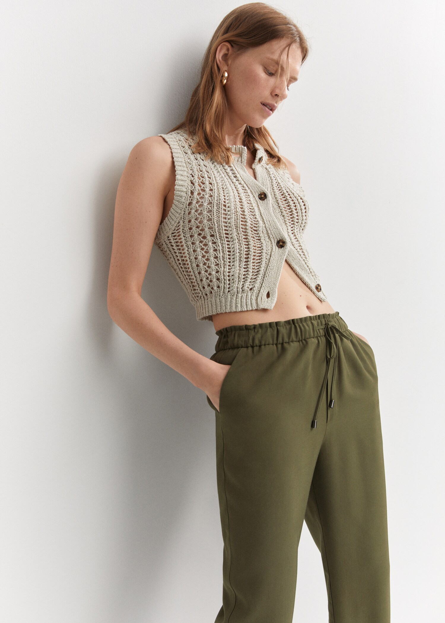 Drawstring flowy trousers - Details of the article 1