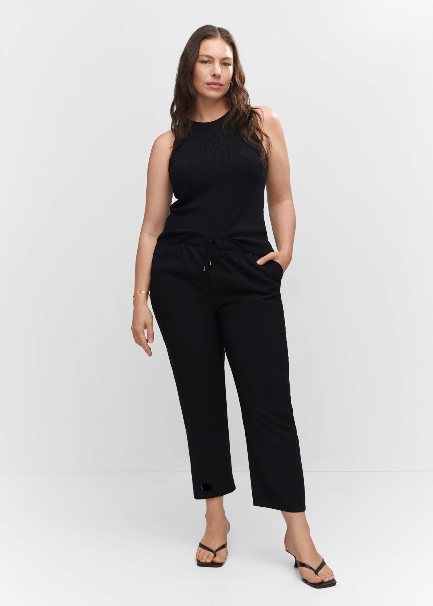 Drawstring flowy trousers - Details of the article 3