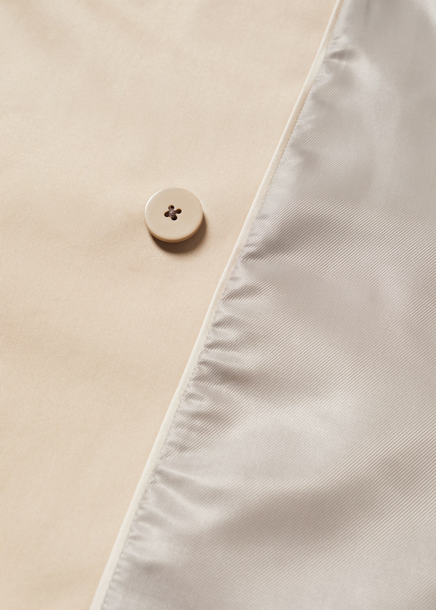 Double-button trench coat - Details of the article 0