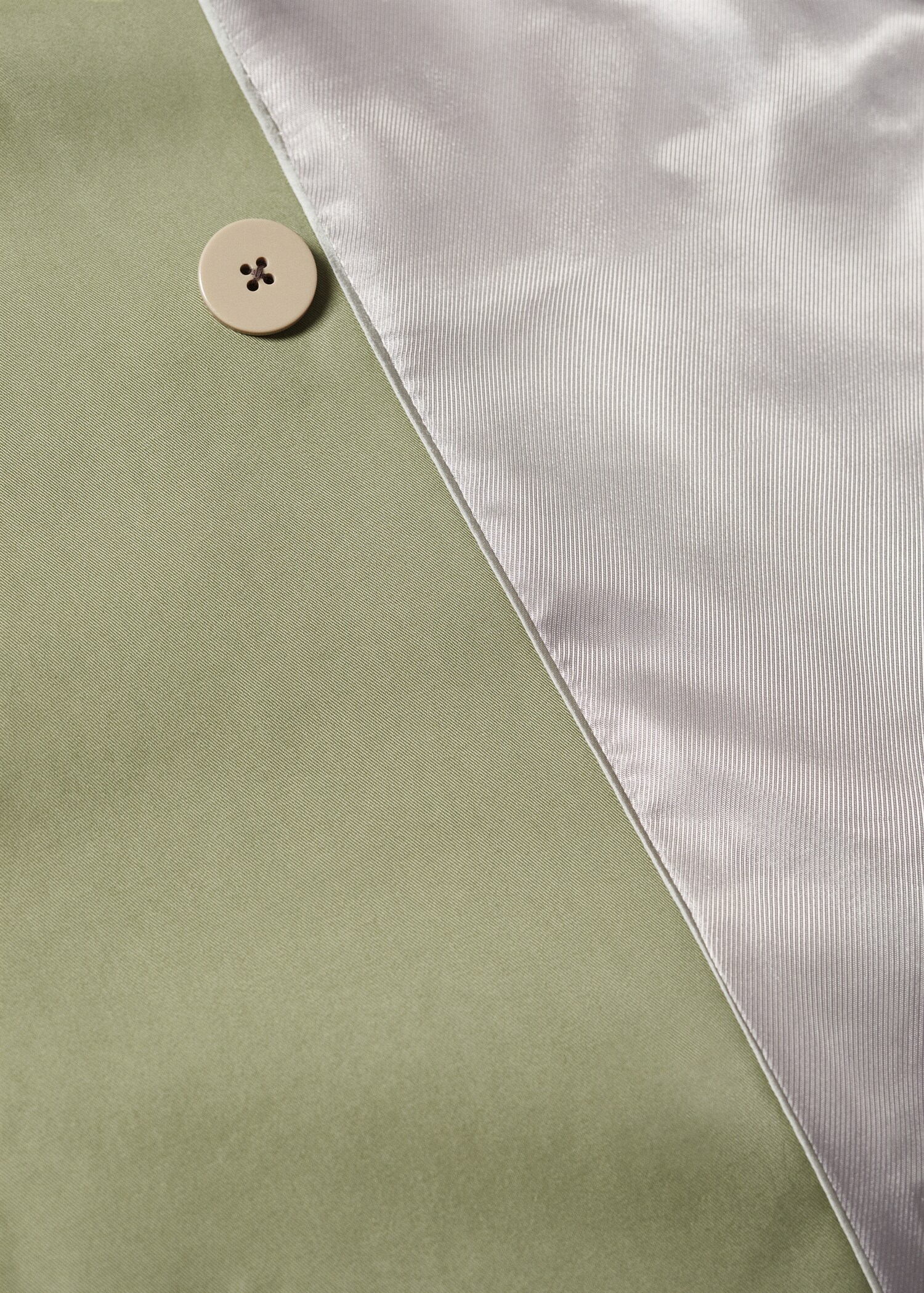 Double-button trench coat - Details of the article 0