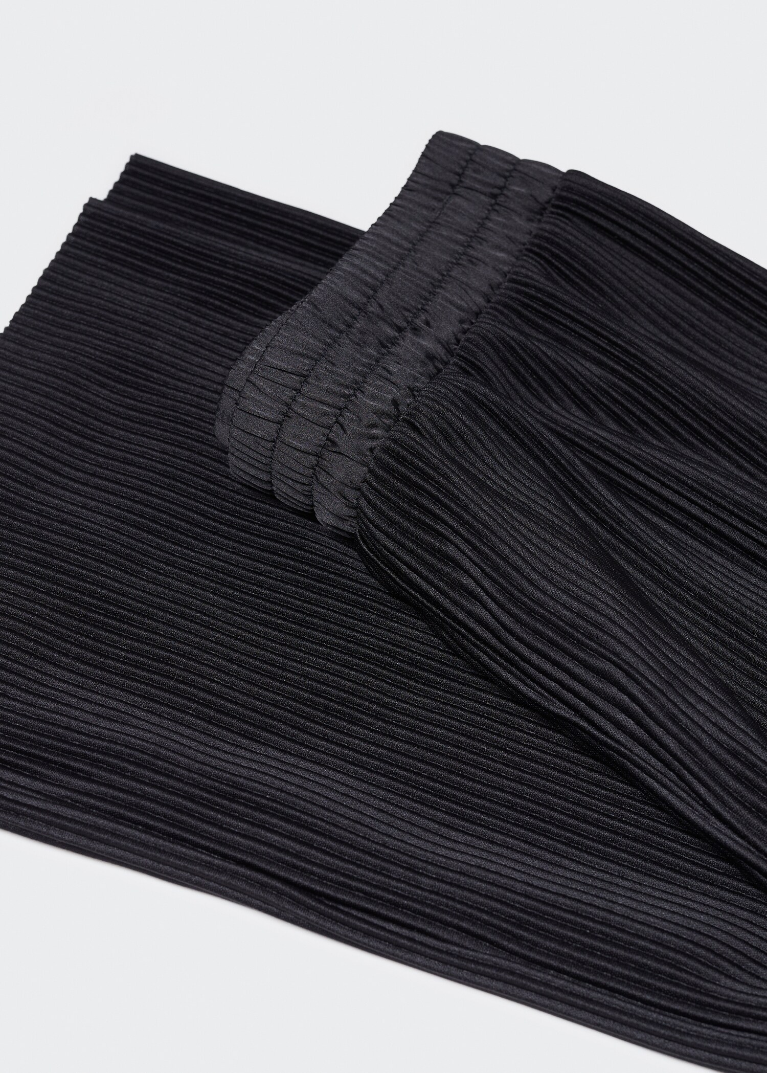 Wide leg fluid trousers - Details of the article 8
