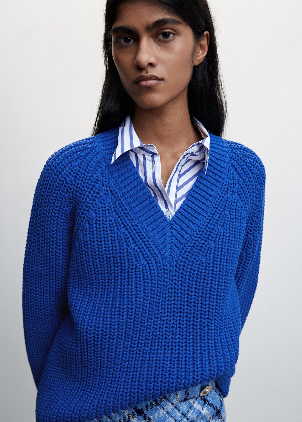 Pull over grosse maille col V Femme MANGO Burkina Faso