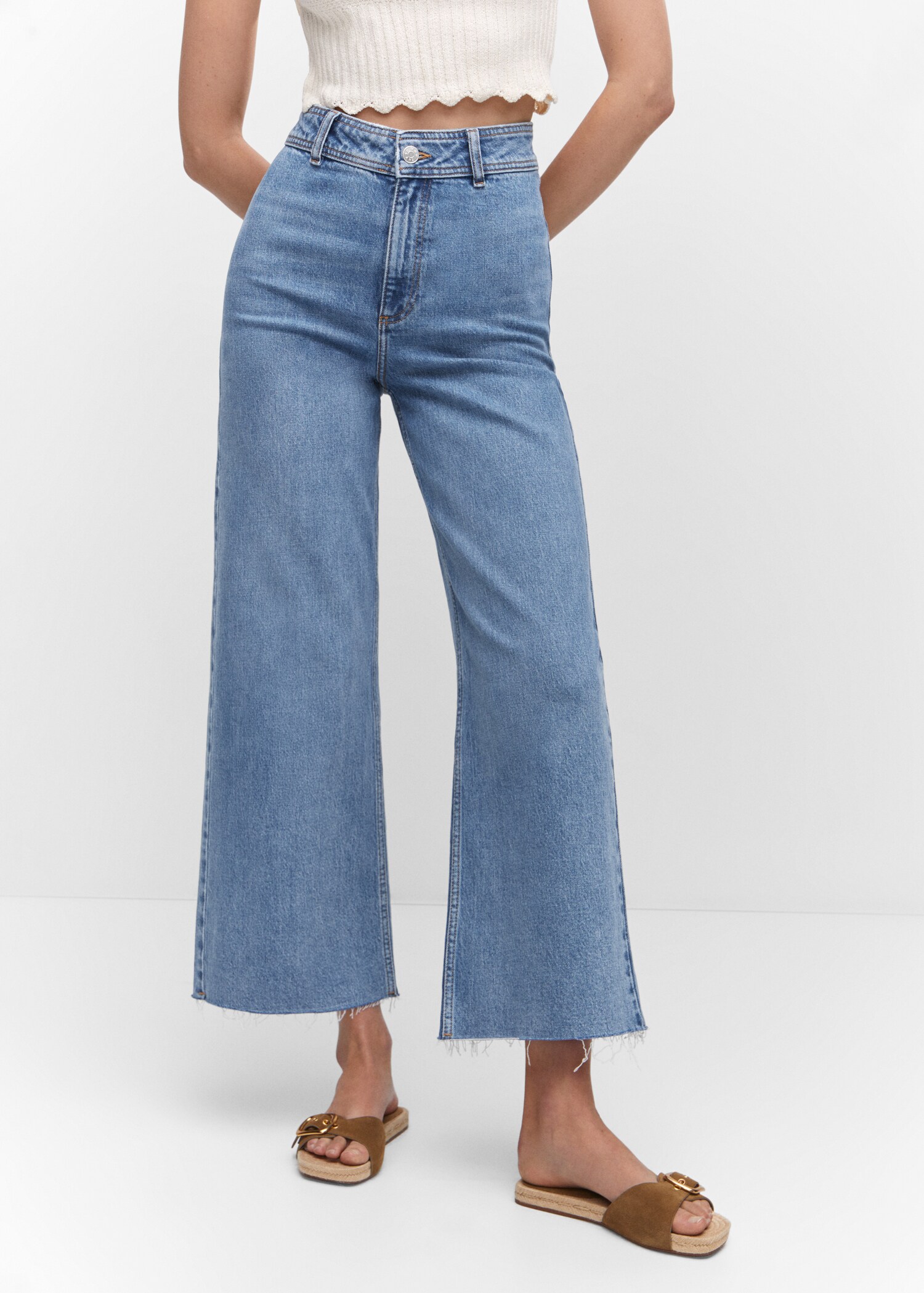 Jeans culotte tiro alto - Plano medio