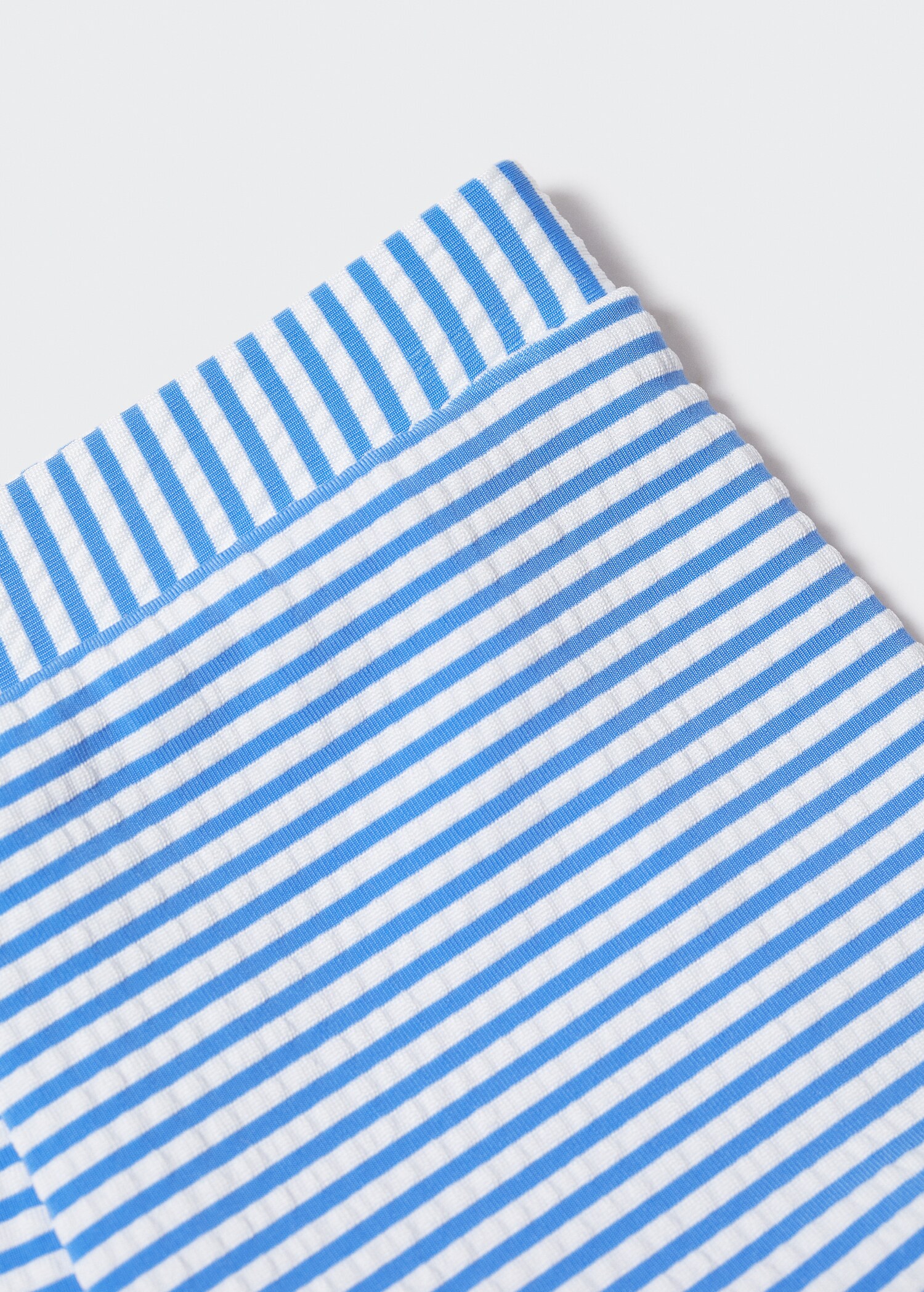 Maillot de bain à rayures - Détail de l'article 0