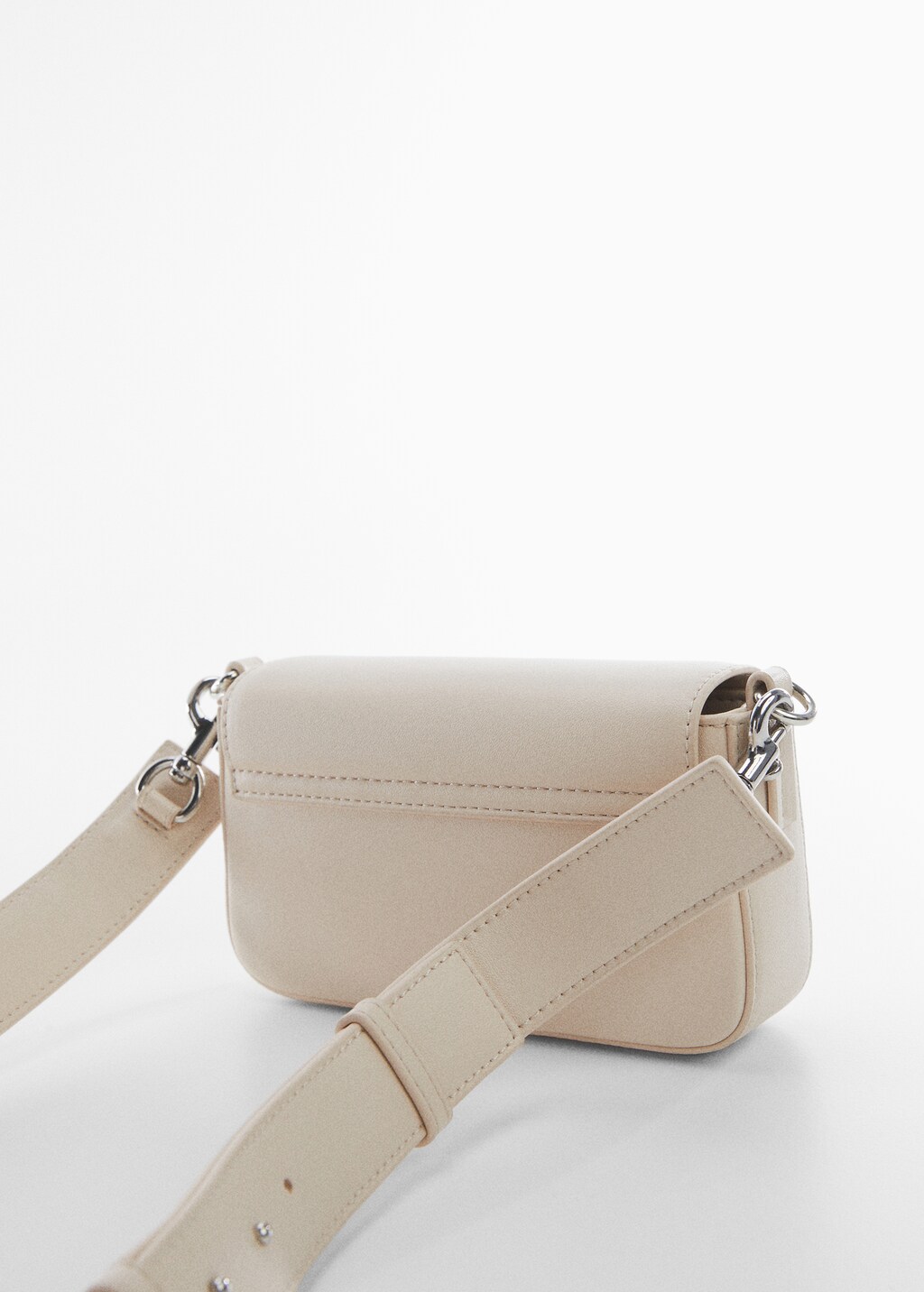 Small crossbody bag Women MANGO Montenegro