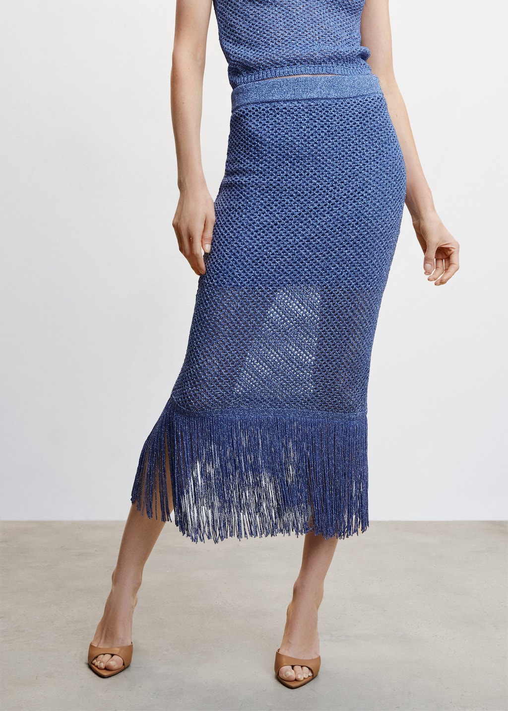 Fringed detail knitted skirt