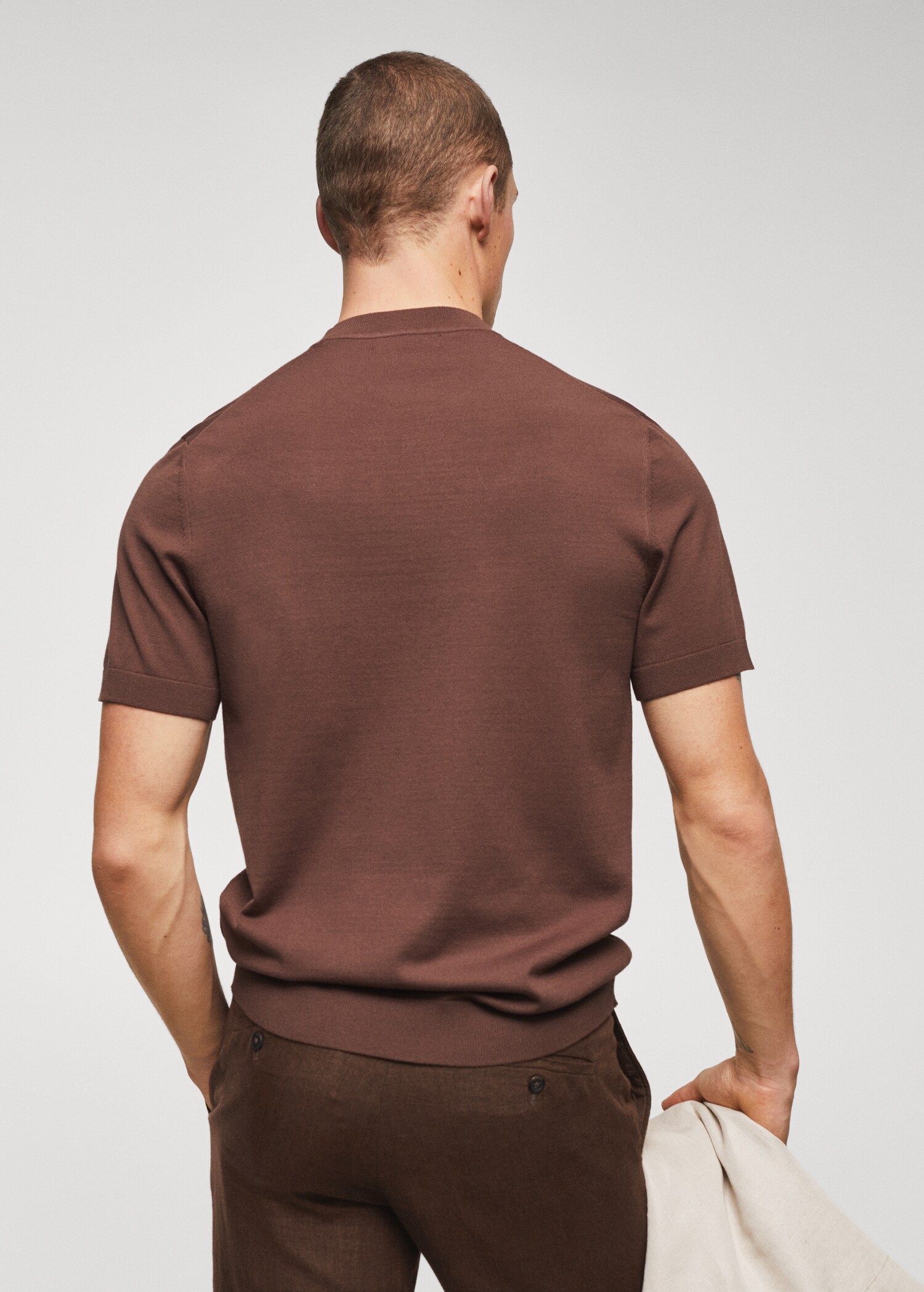 Fine-knit T-shirt - Reverse of the article