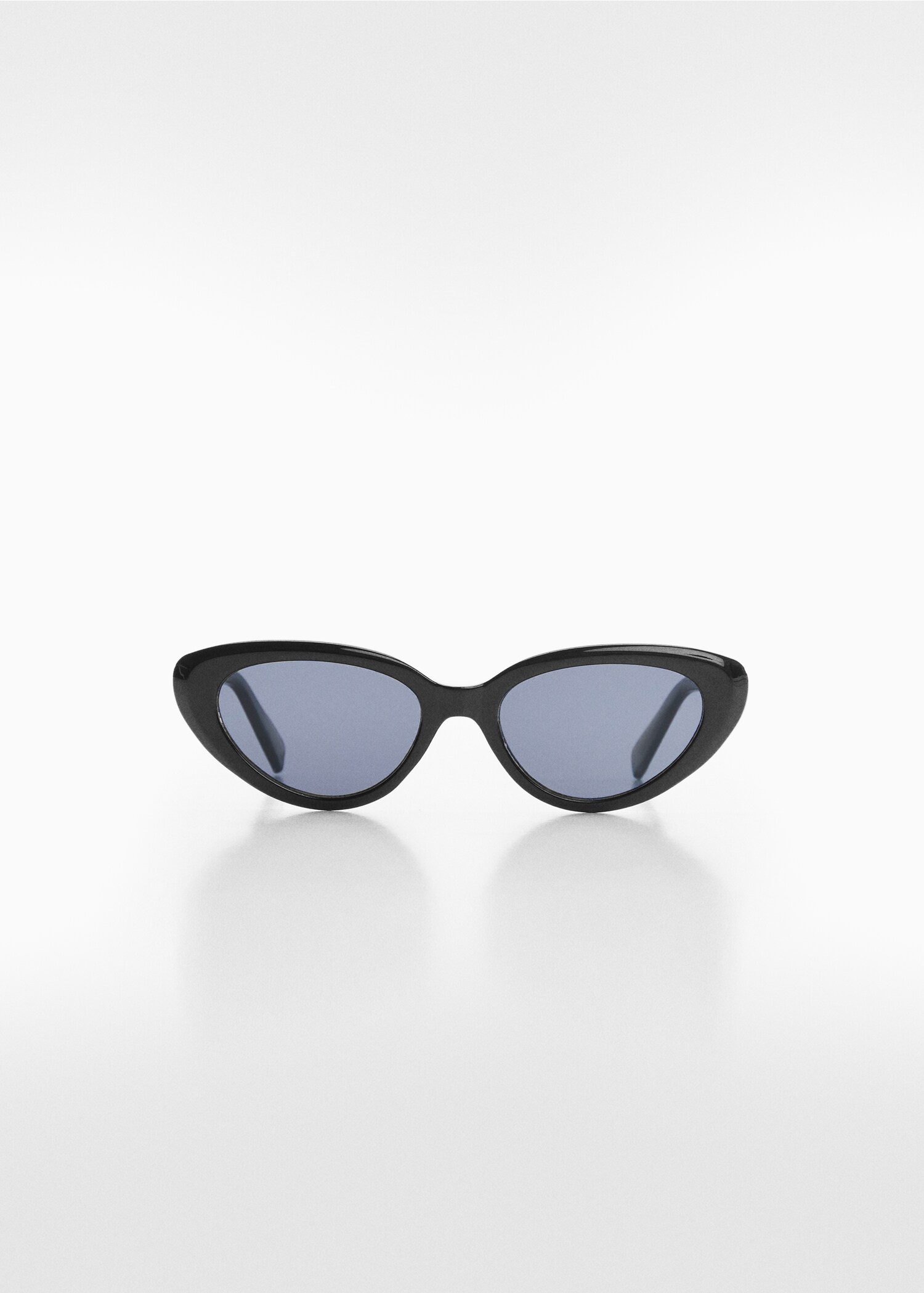 Cat-eye sunglasses - Article without model