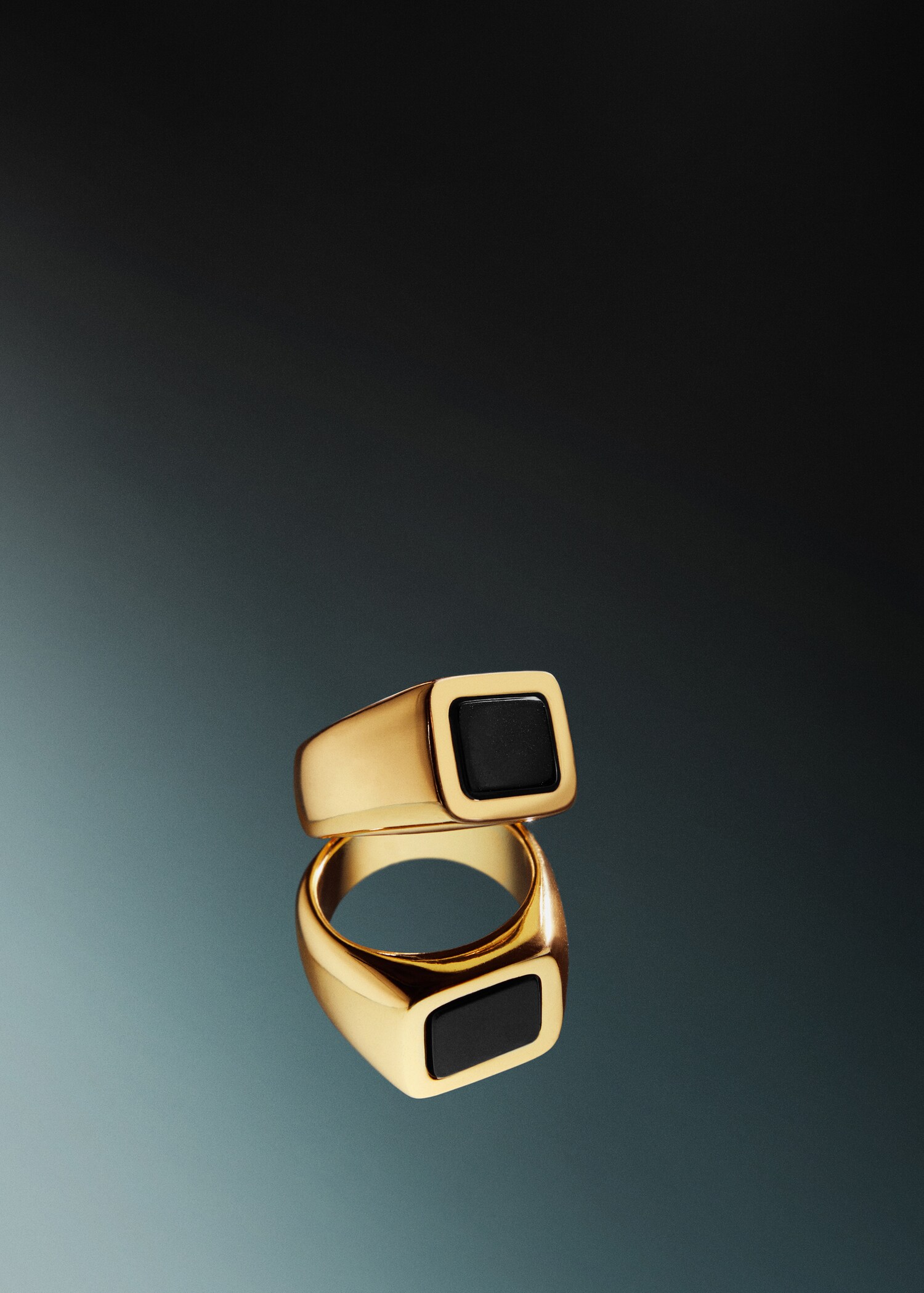 18K signet ring - Details of the article 7