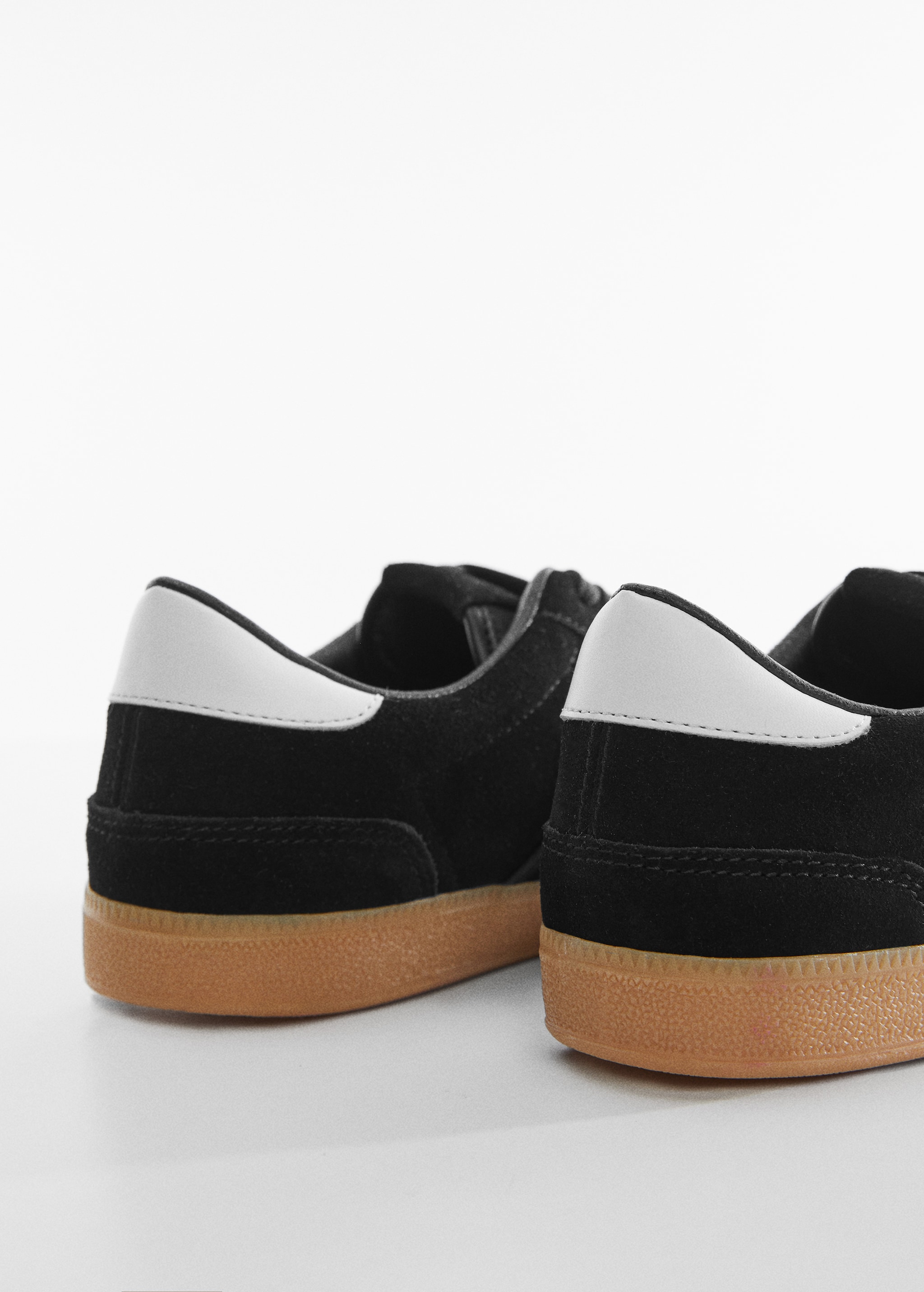 Contrast sole leather sport shoes - Details of the article 1