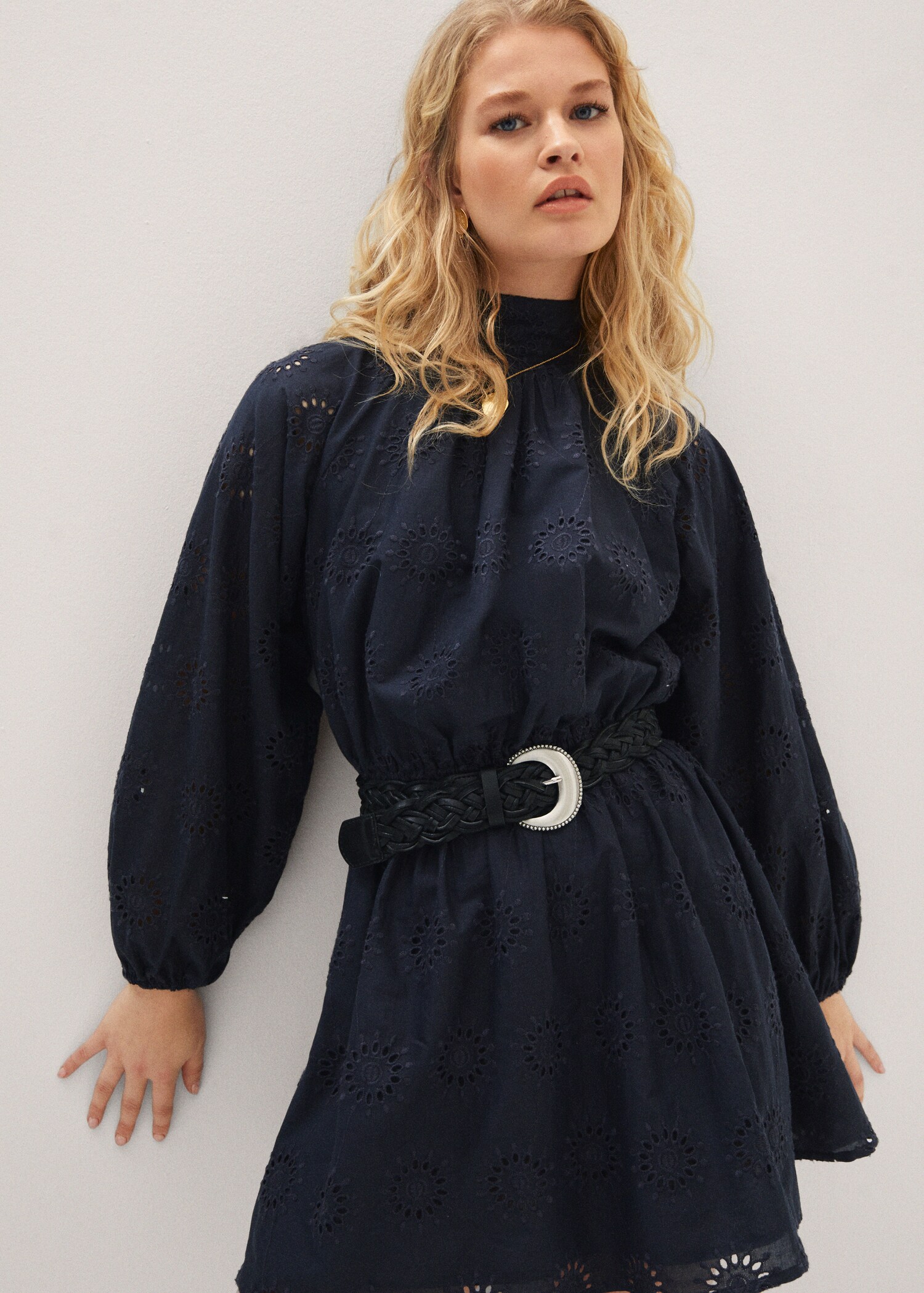 Robe coton détails ajourés - Détail de l'article 2