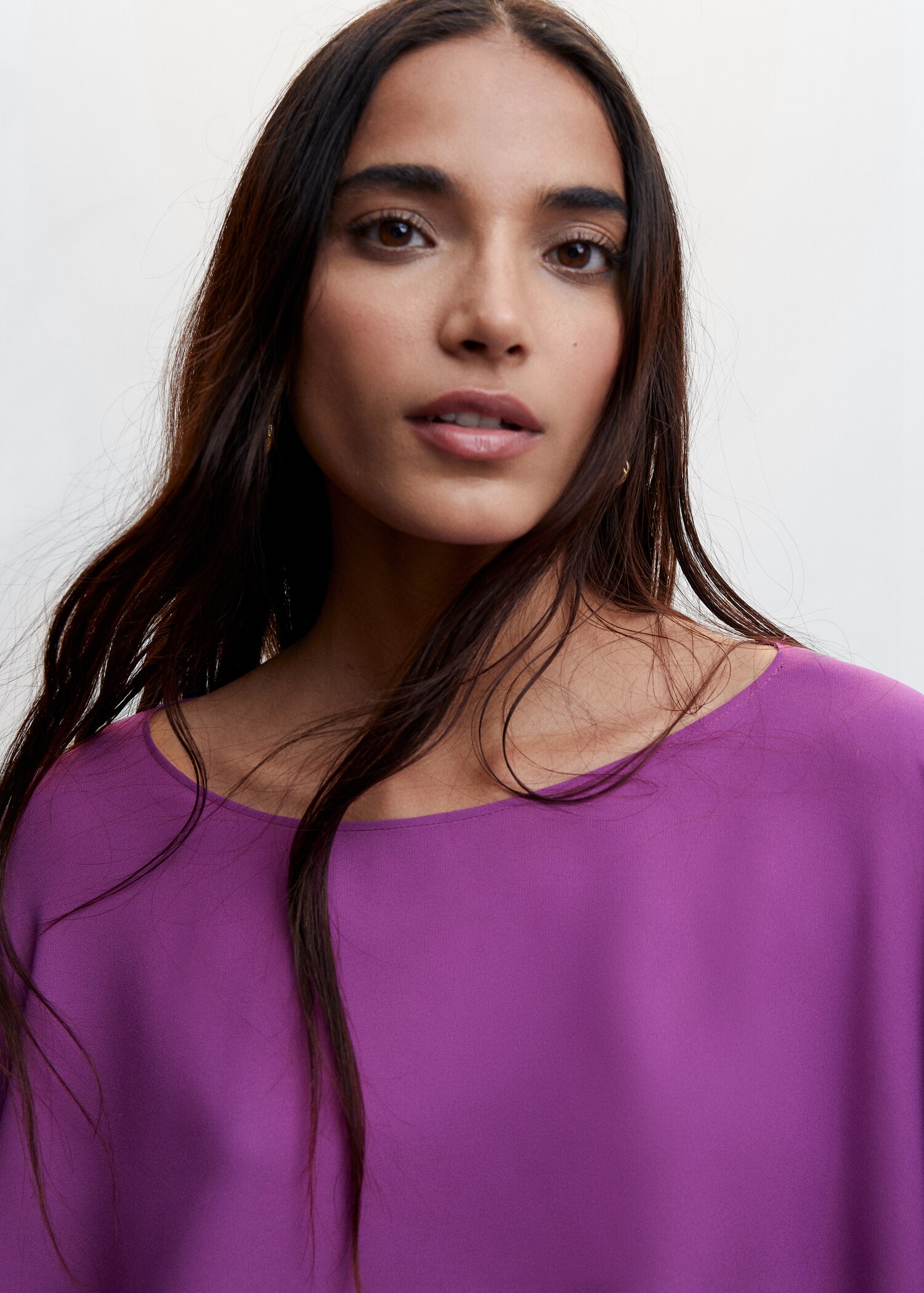 Flowing cape blouse - Details of the article 1