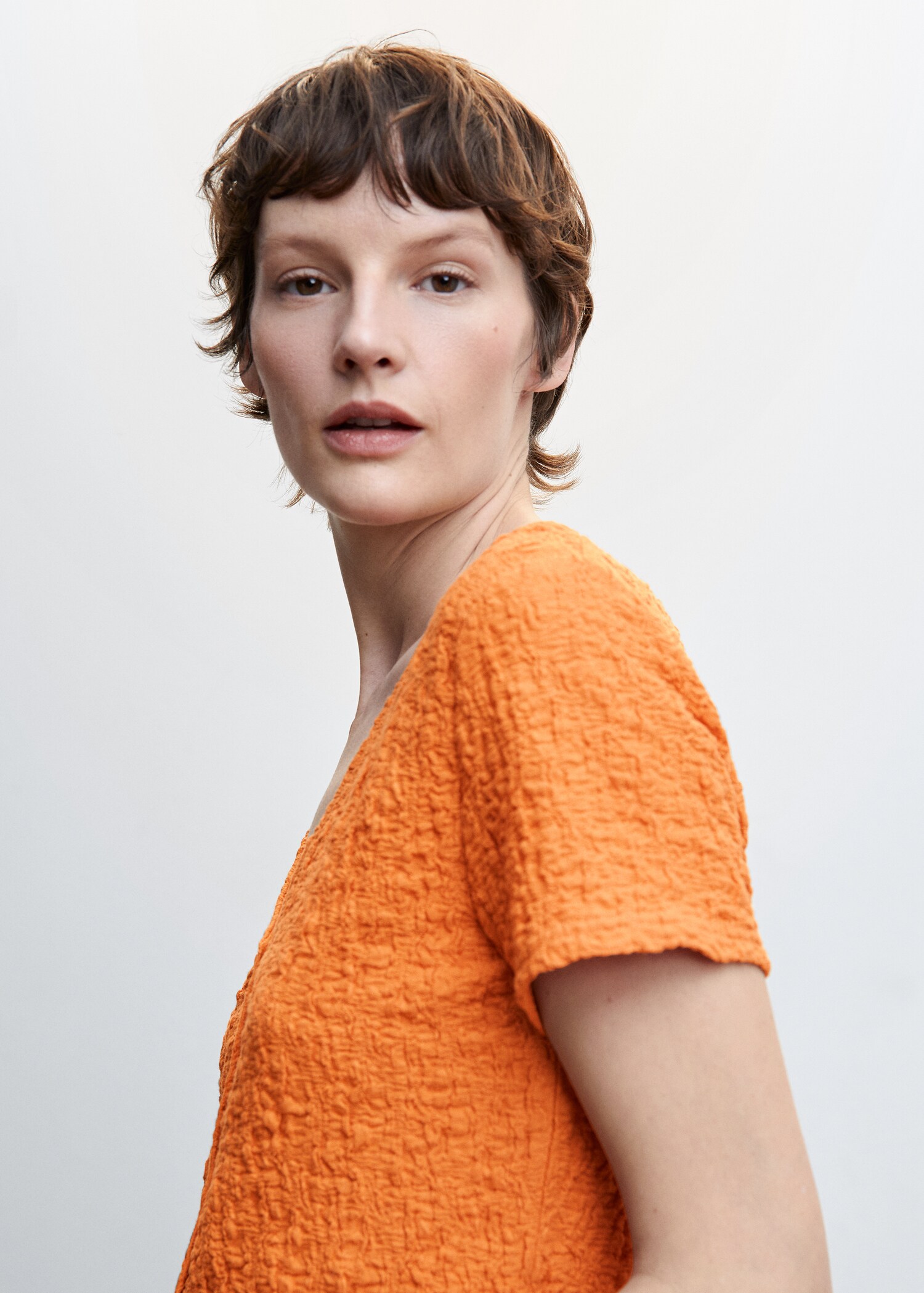 T-shirt texturé boutons - Détail de l'article 1