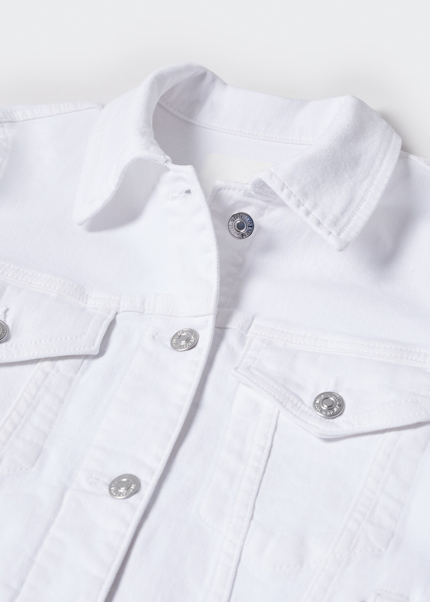 Pocketed denim jacket - Details of the article 8