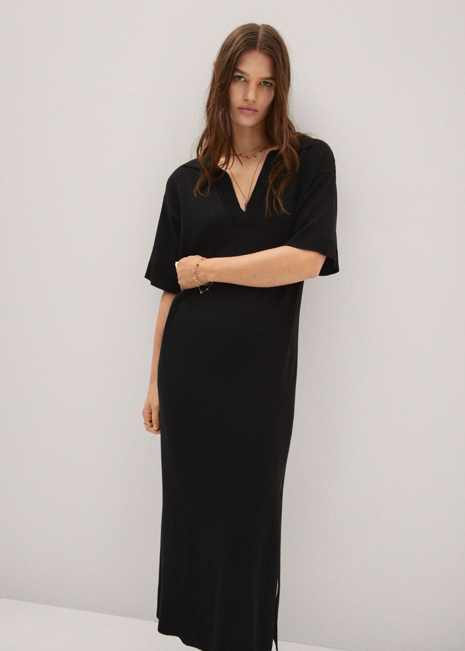 Knitted dress with openings - Medium plane