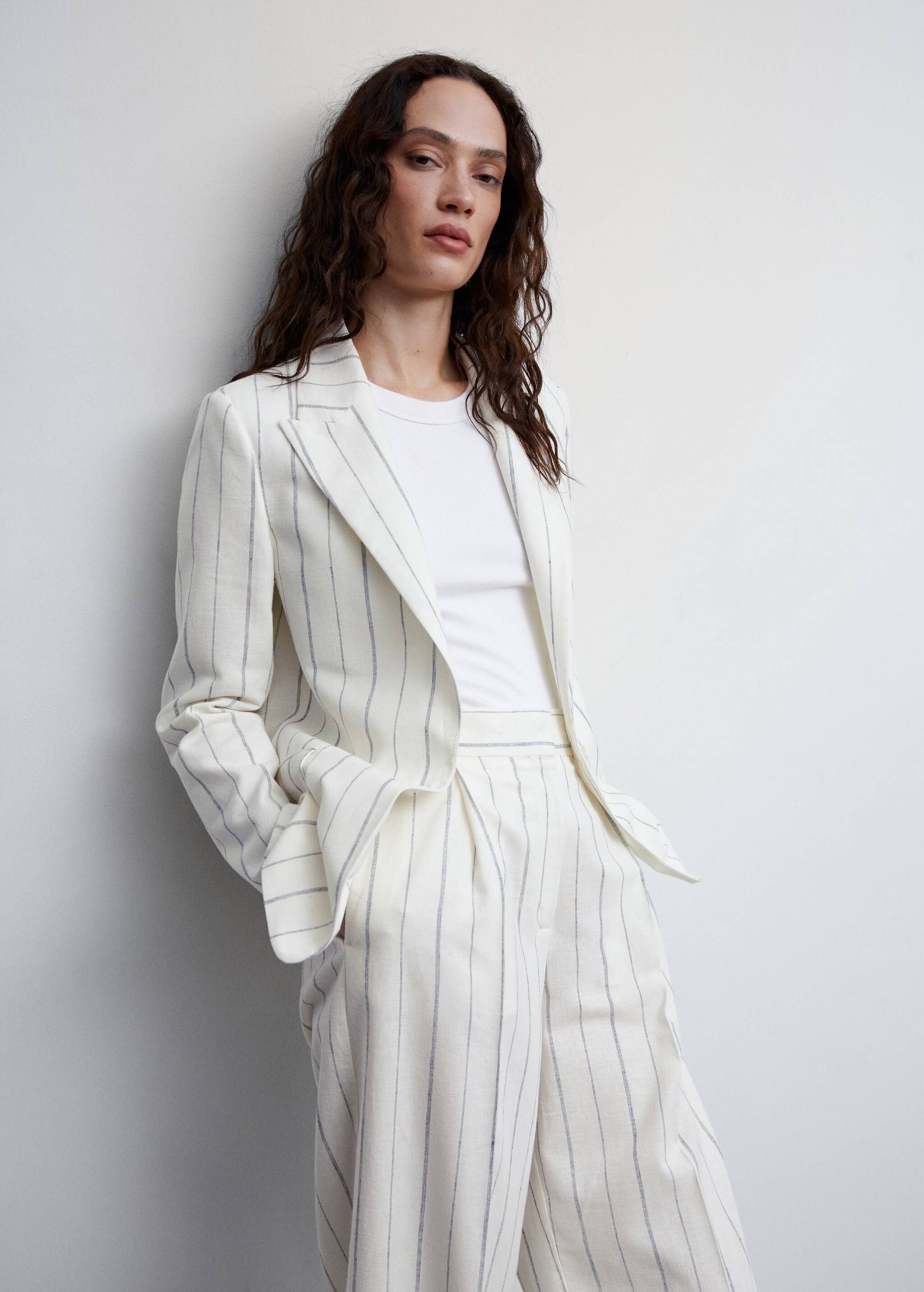 Striped suit blazer - Details of the article 2