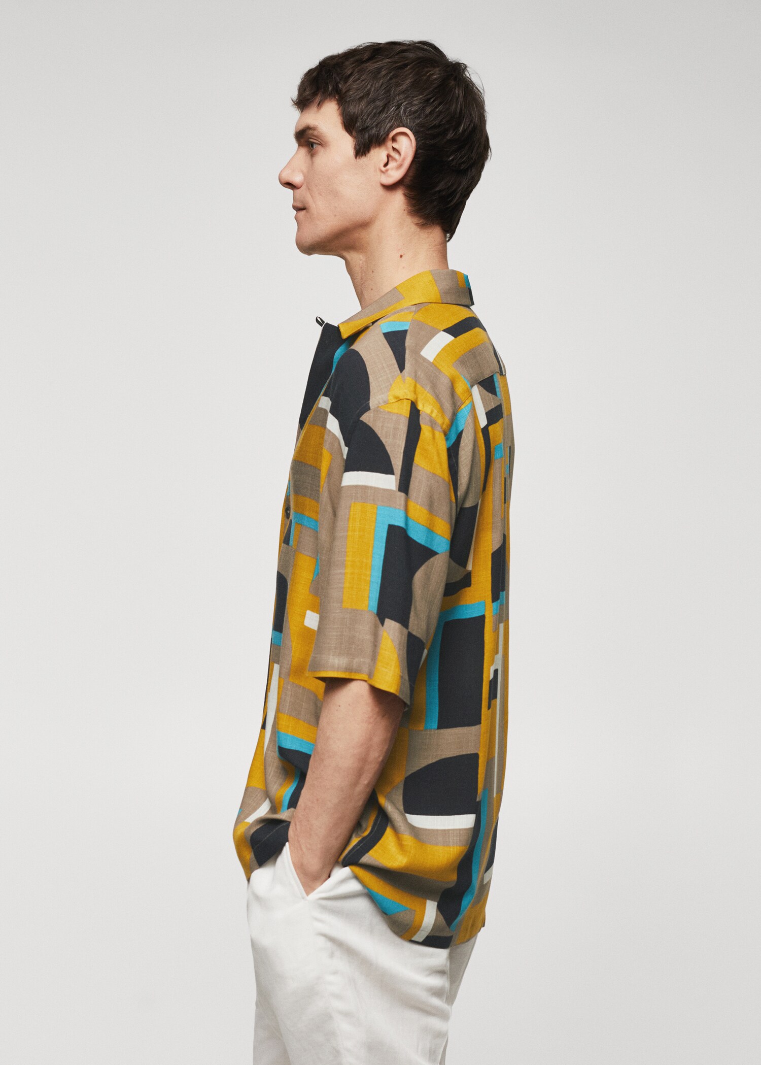 Regular fit geometric print shirt - Details of the article 2