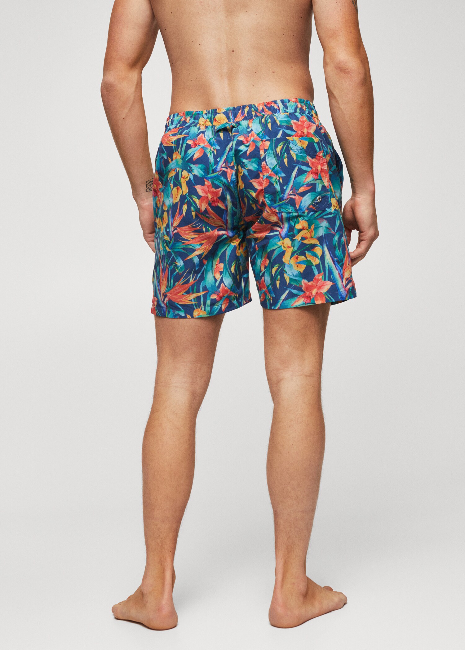 Hawaiian print swimming trunks Men MANGO Niger - Main Image