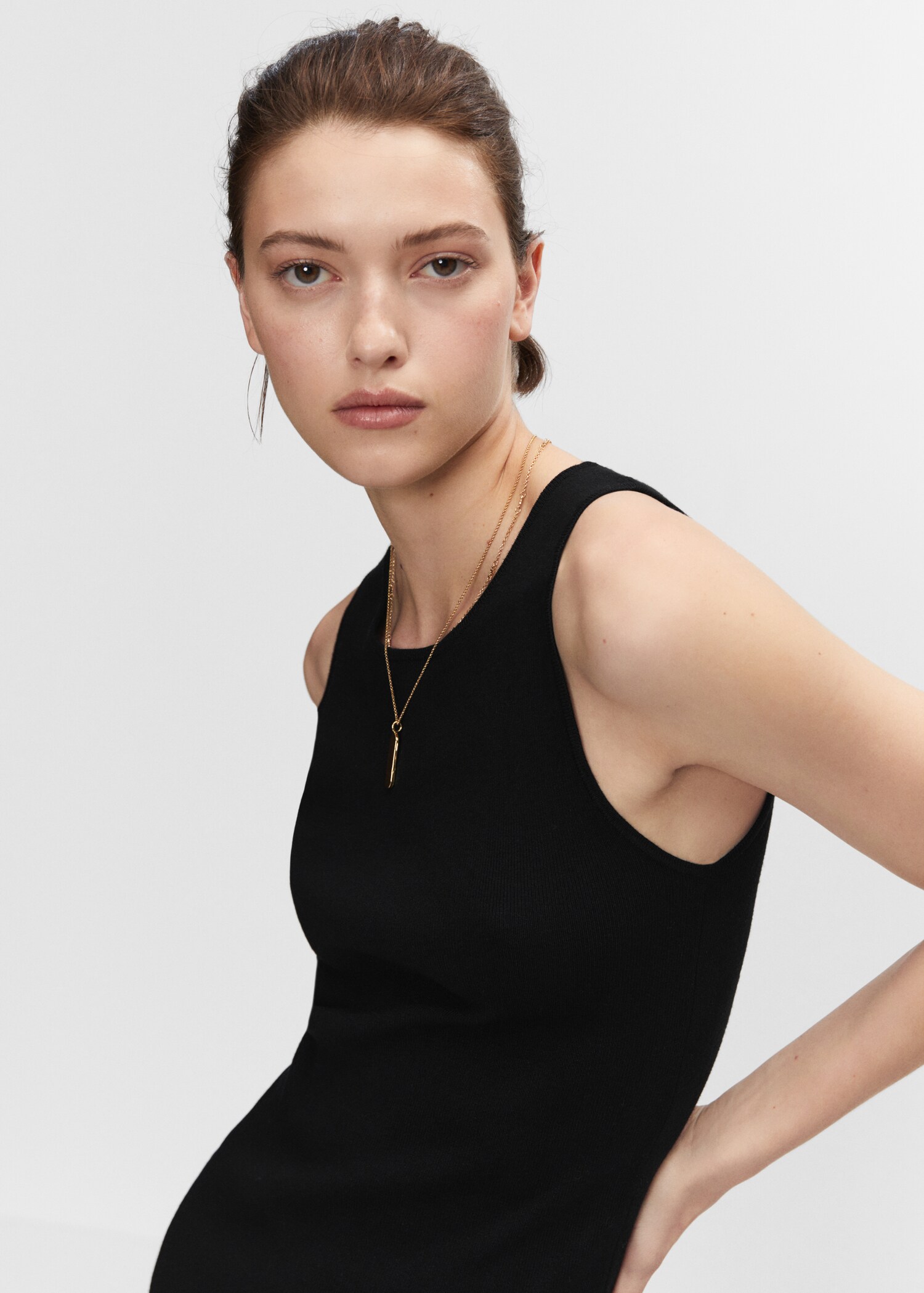 Short knitted dress - Details of the article 1