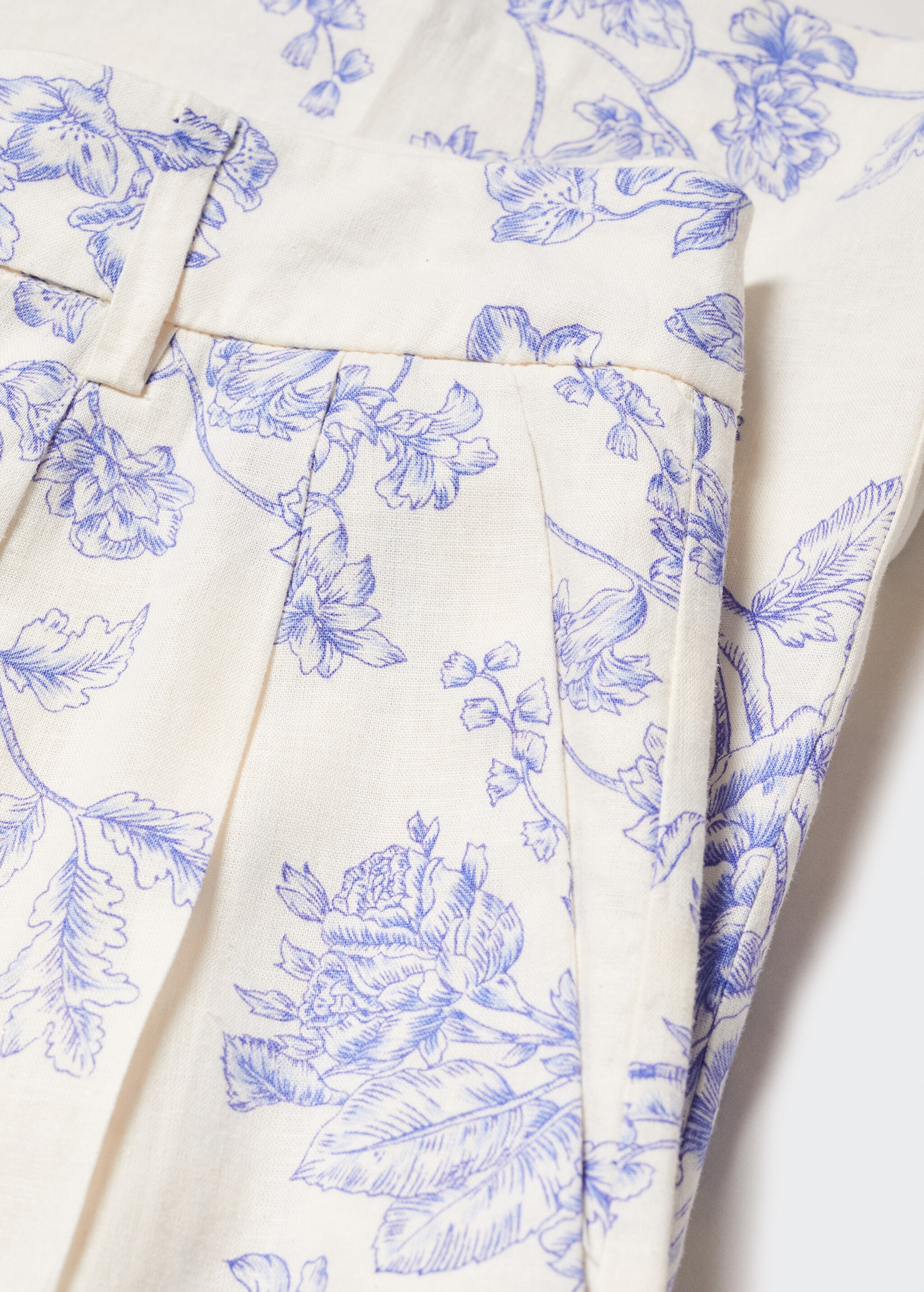 Printed linen trousers - Details of the article 8