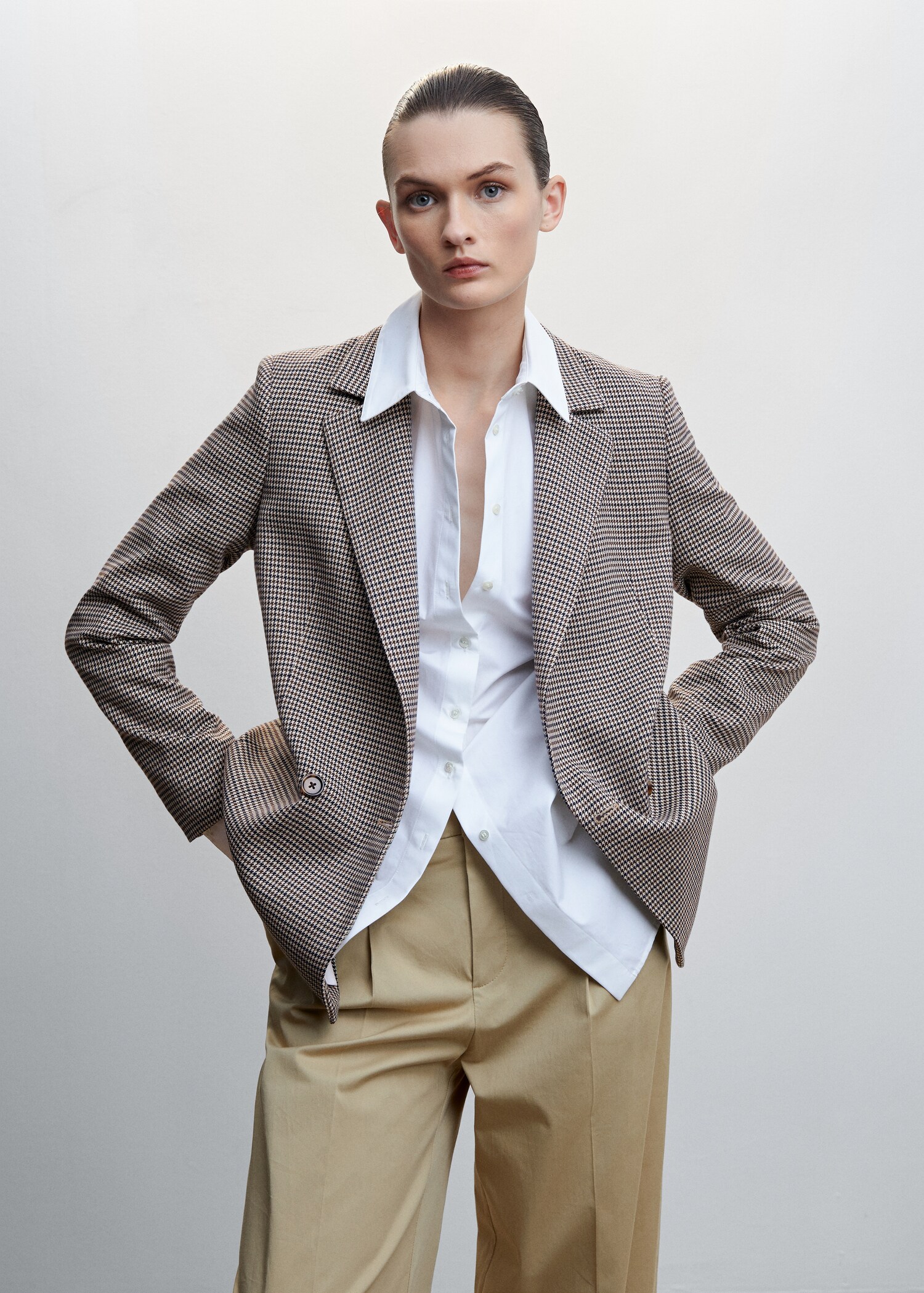 Veste croisée carreaux - Plan moyen