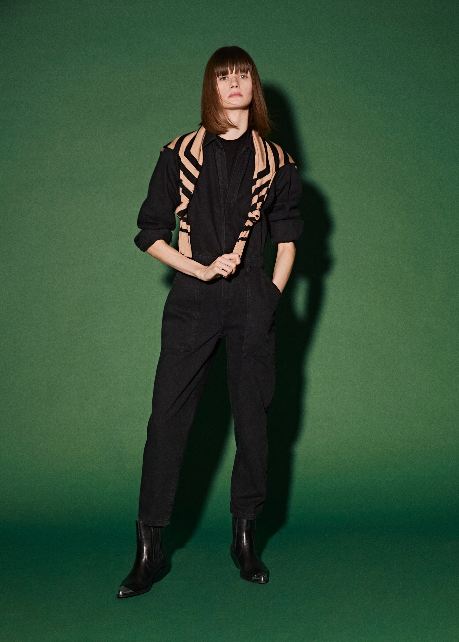 Combi-pantalon en jean - Détail de l'article 7