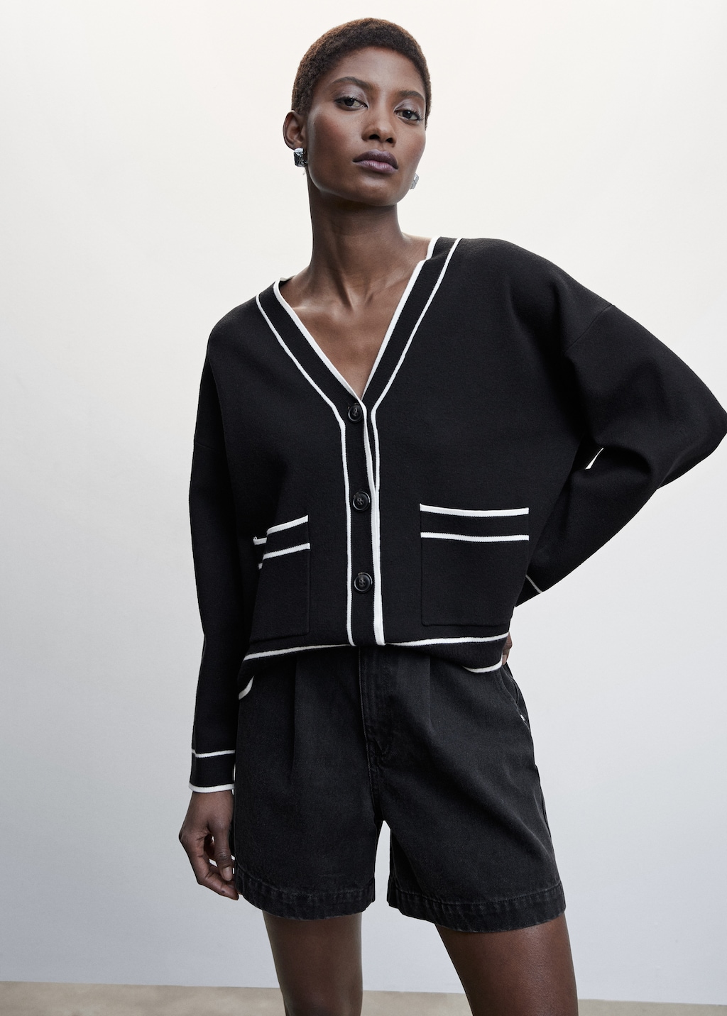 Contrast trims cardigan Women MANGO Myanmar