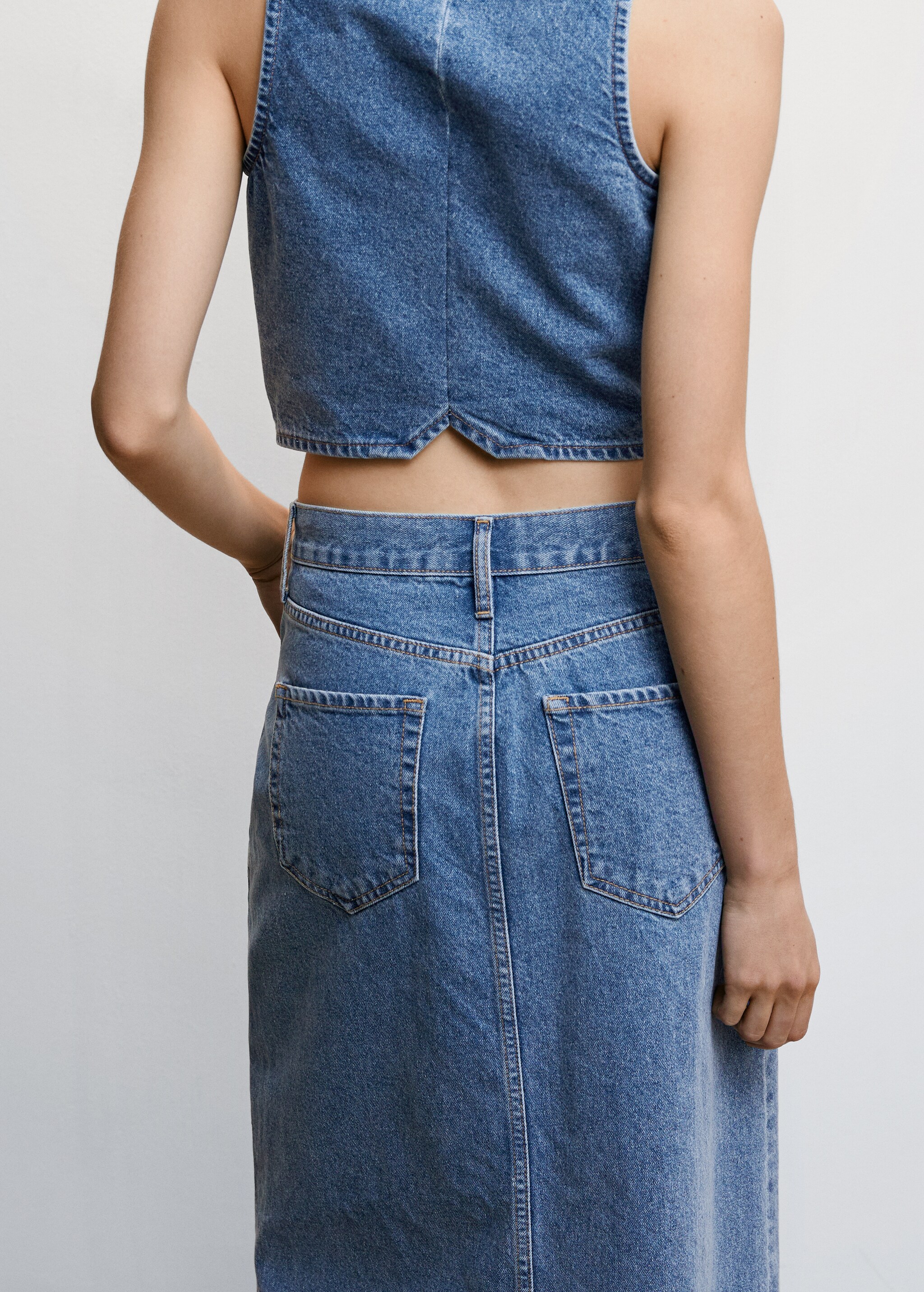 Long denim skirt - Details of the article 2