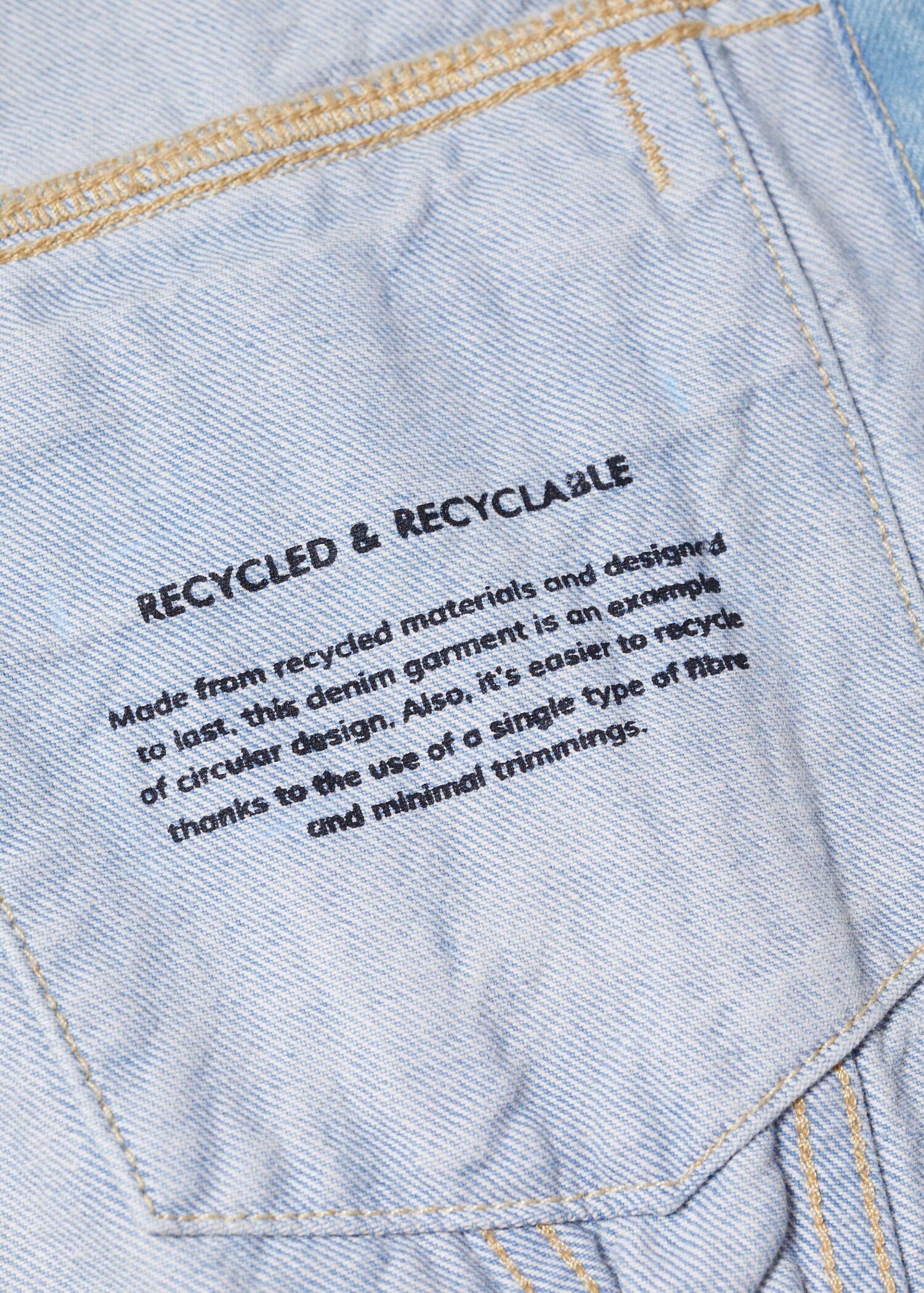 Frayed hem denim jacket - Details of the article 0