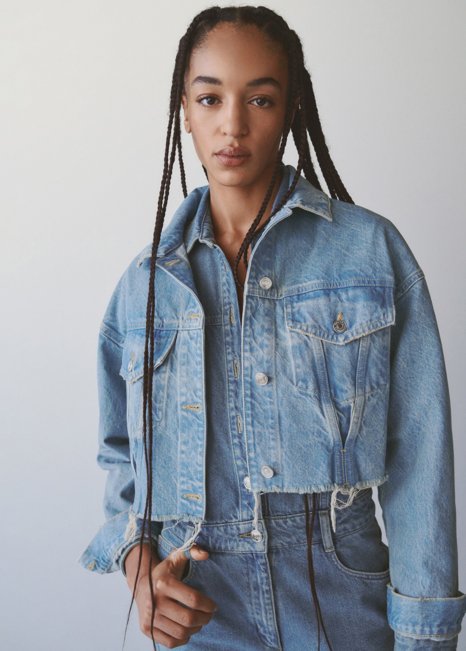 Frayed hem denim jacket - Details of the article 7
