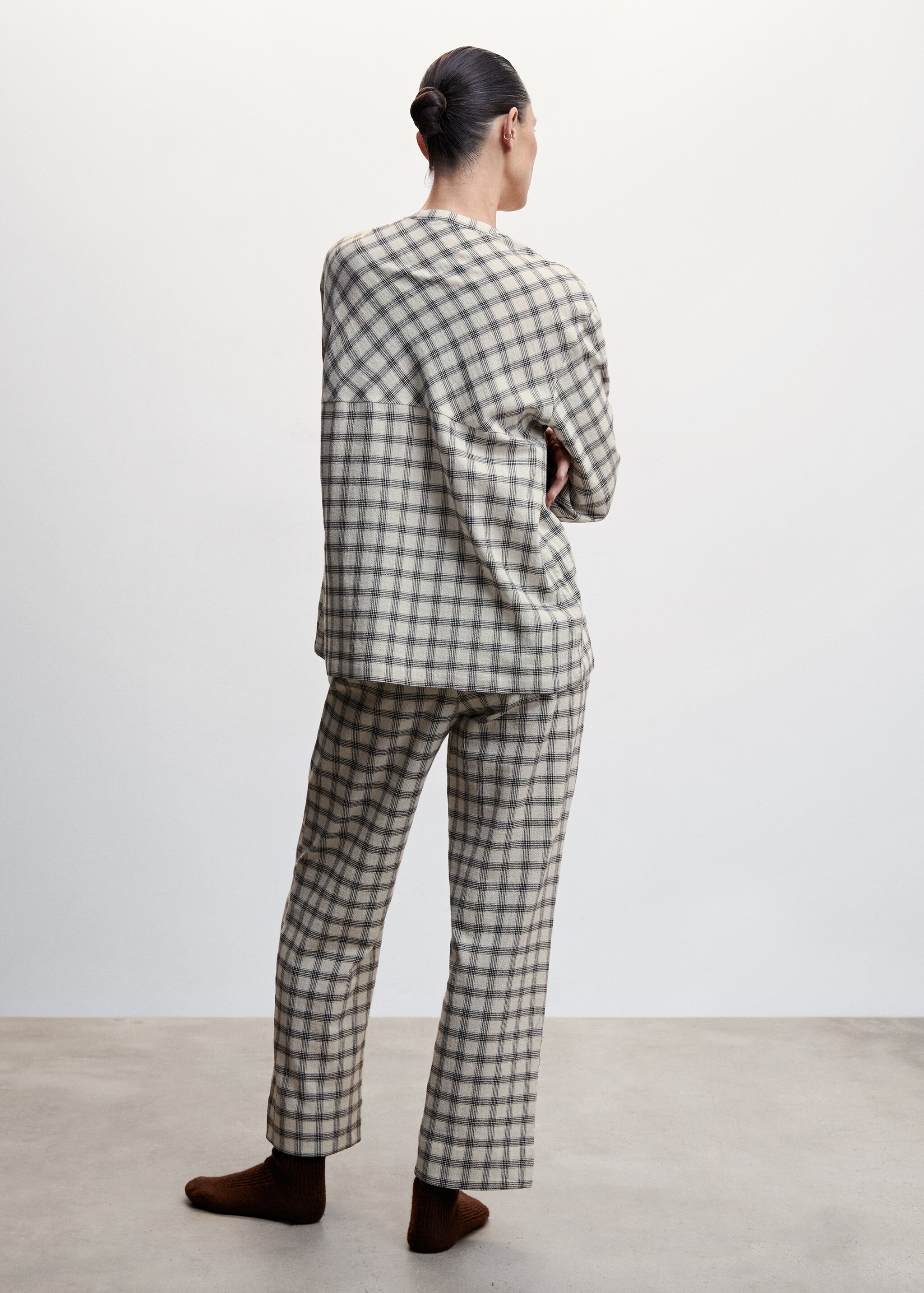 Flannel cotton pyjama trousers - Reverse of the article