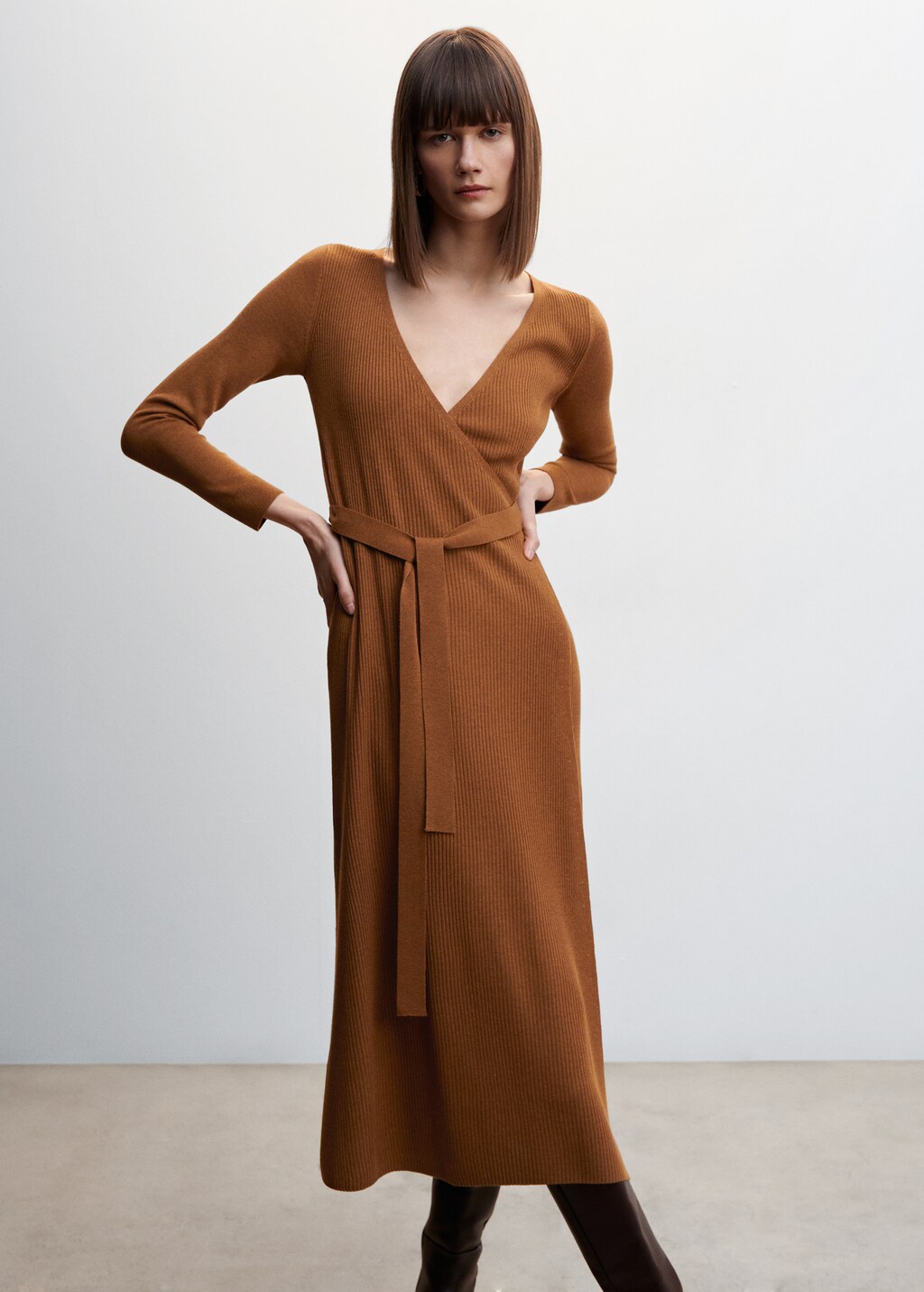 Knitted dress mango 2025