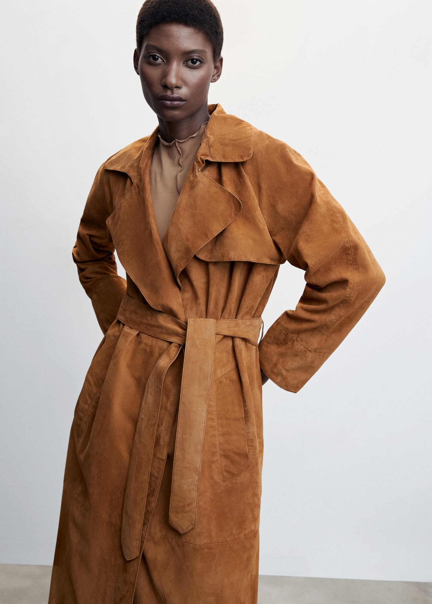 100% leather trench coat MANGO Moldova1