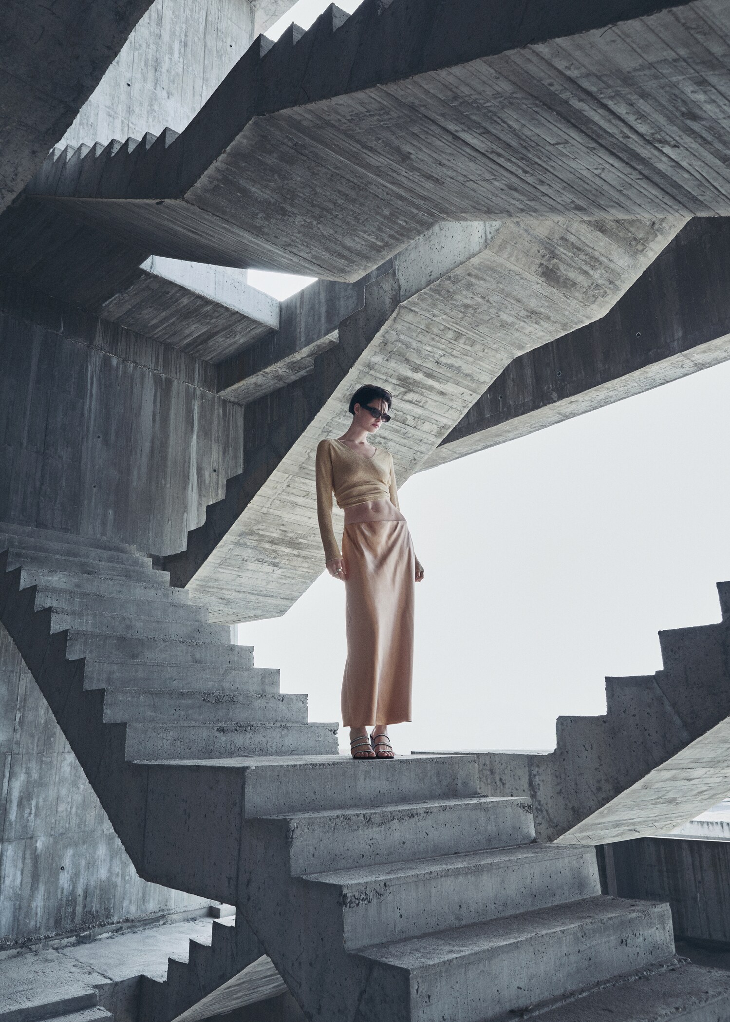Satin long skirt - Details of the article 7