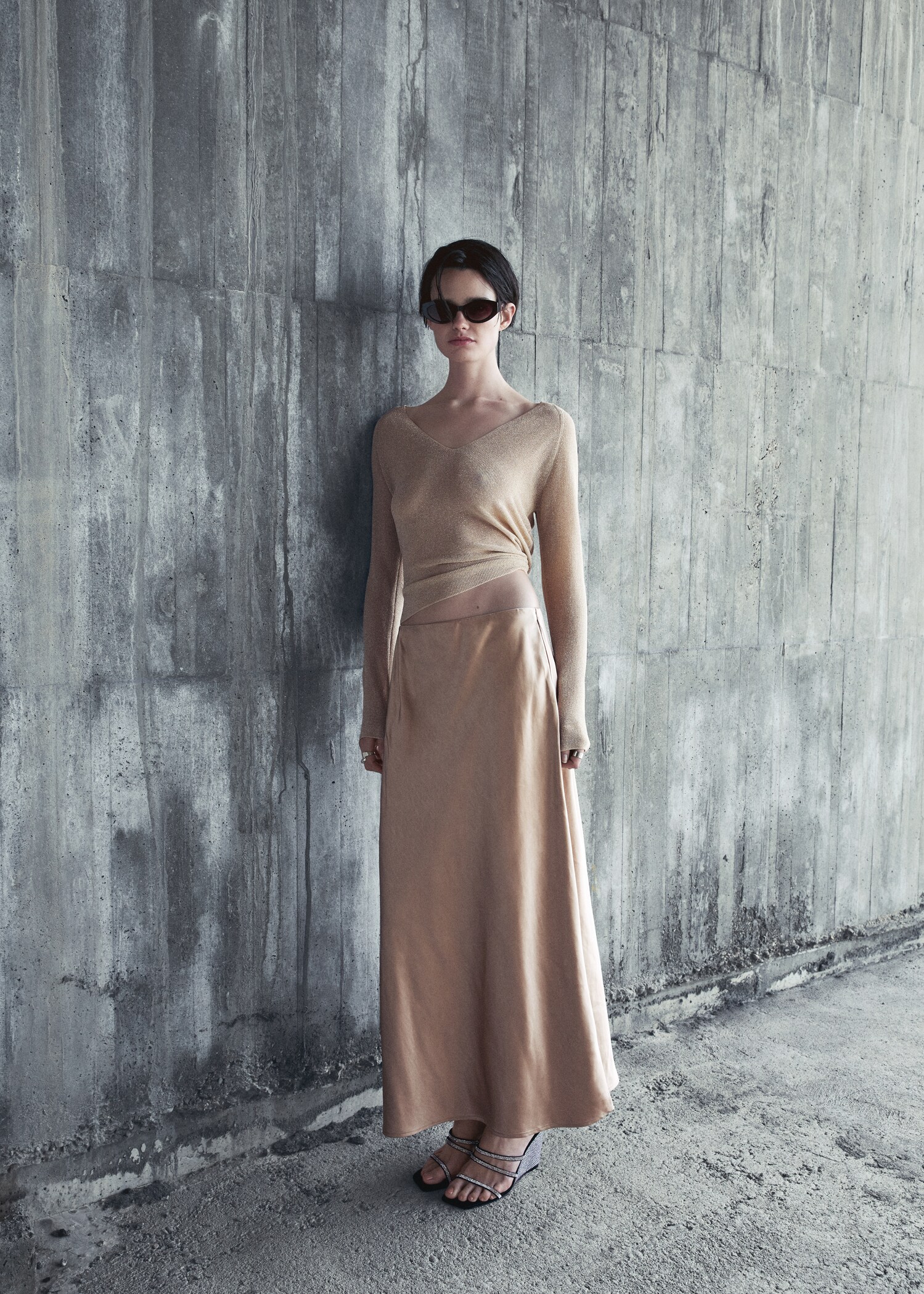 Satin long skirt - Details of the article 9