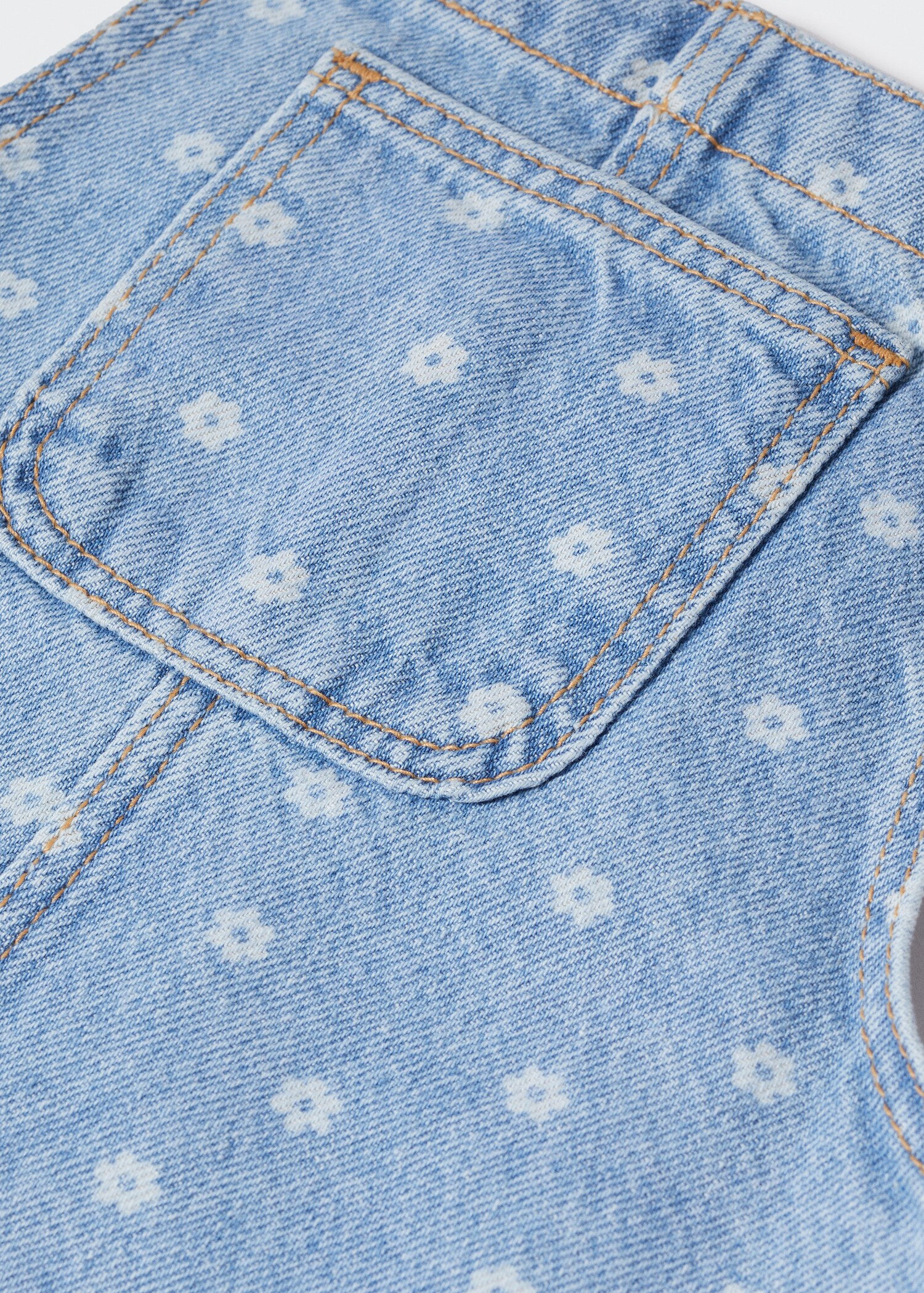 Printed denim overalls - Details of the article 0