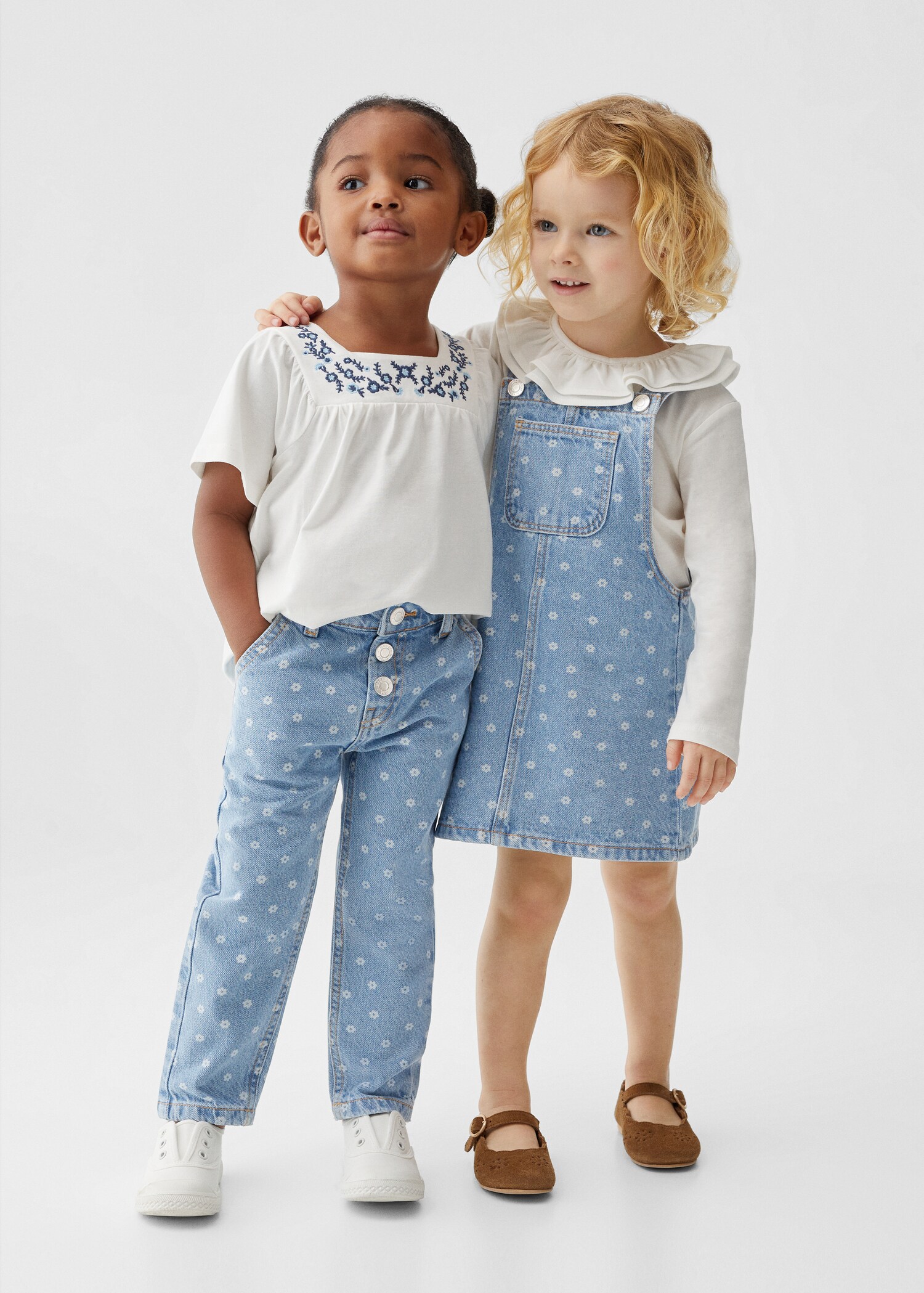 Printed denim overalls - Details of the article 2