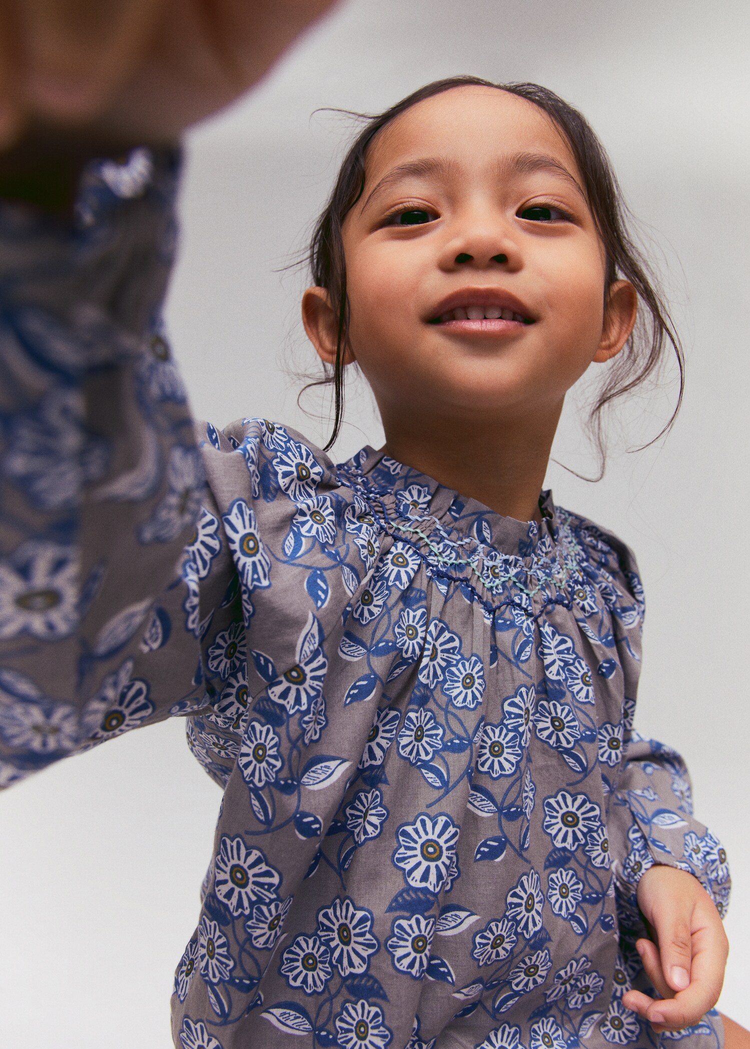 Bluse med blomstertrykk - Artikkeldetalj 5