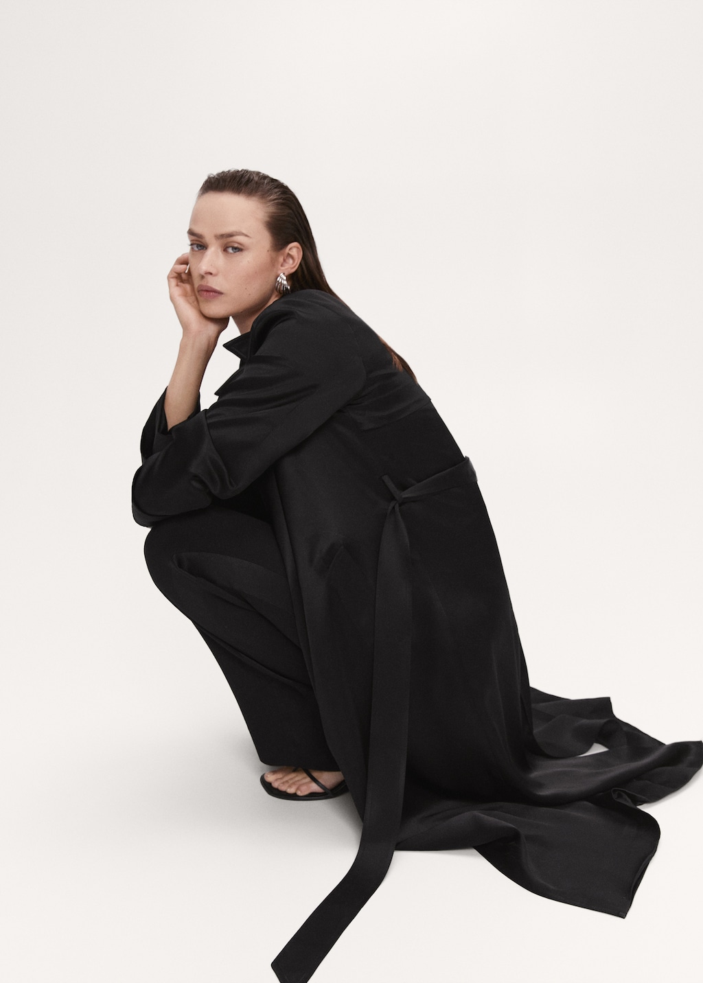 Satin-effect trench coat with belt - Women | MANGO Kosovo