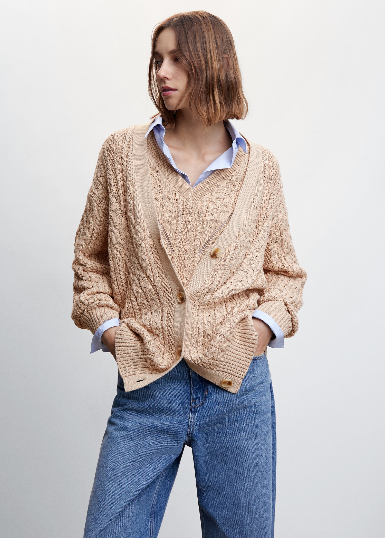 Buttoned knit braided cardigan