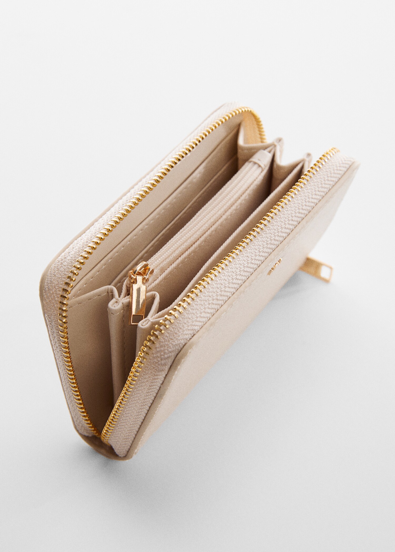 Billetera textura logo relieve - Plano medio