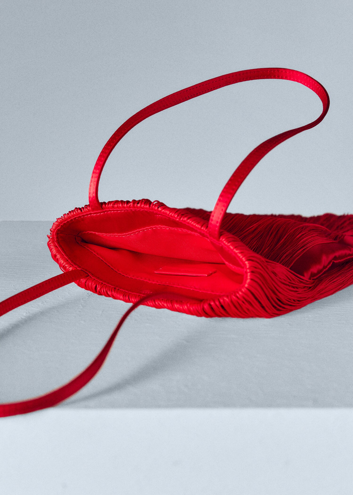 Satin fringed bag - Details of the article 2