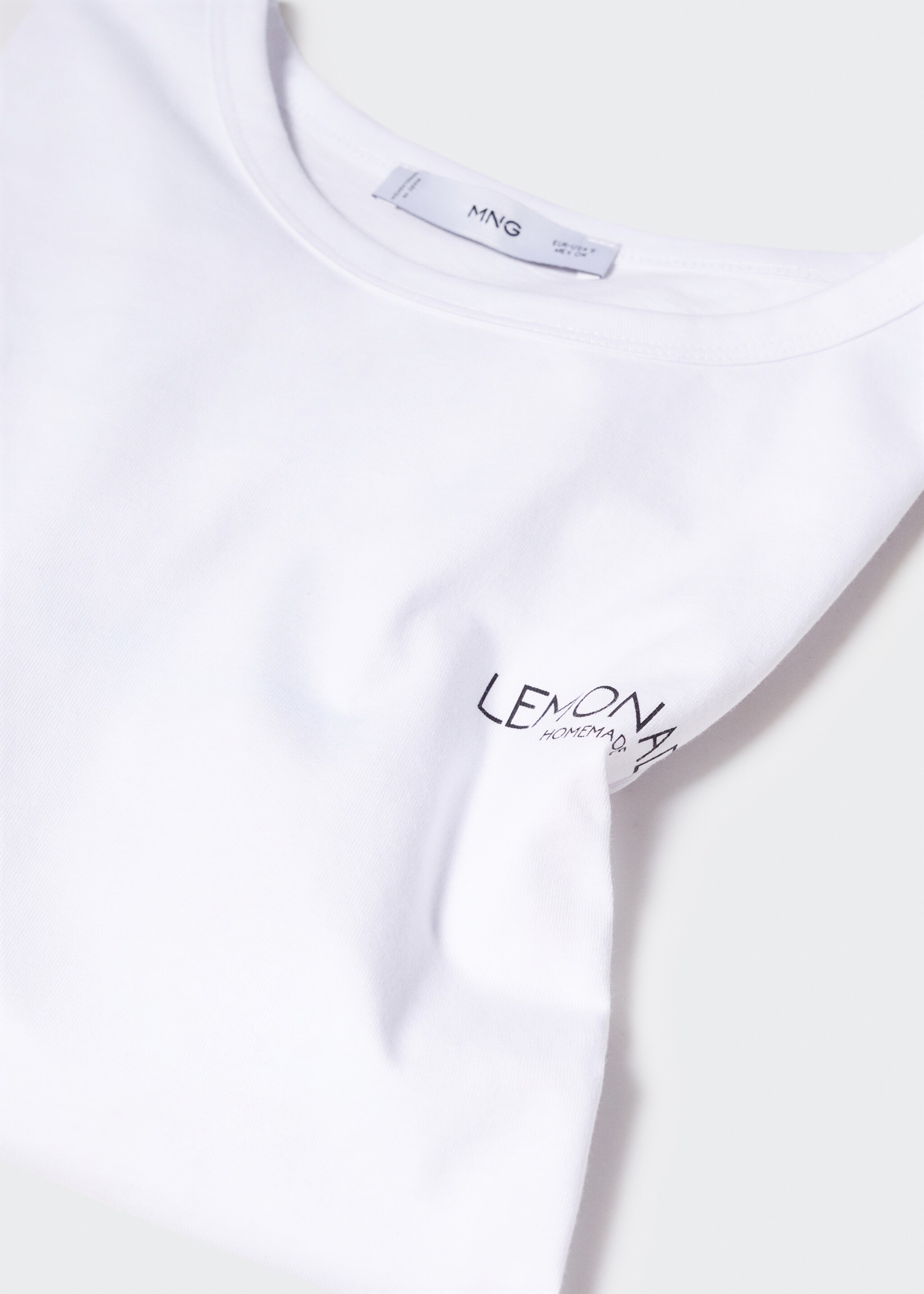 Short-sleeved printed t-shirt - Details of the article 8, White. Ref: 47075871-00.