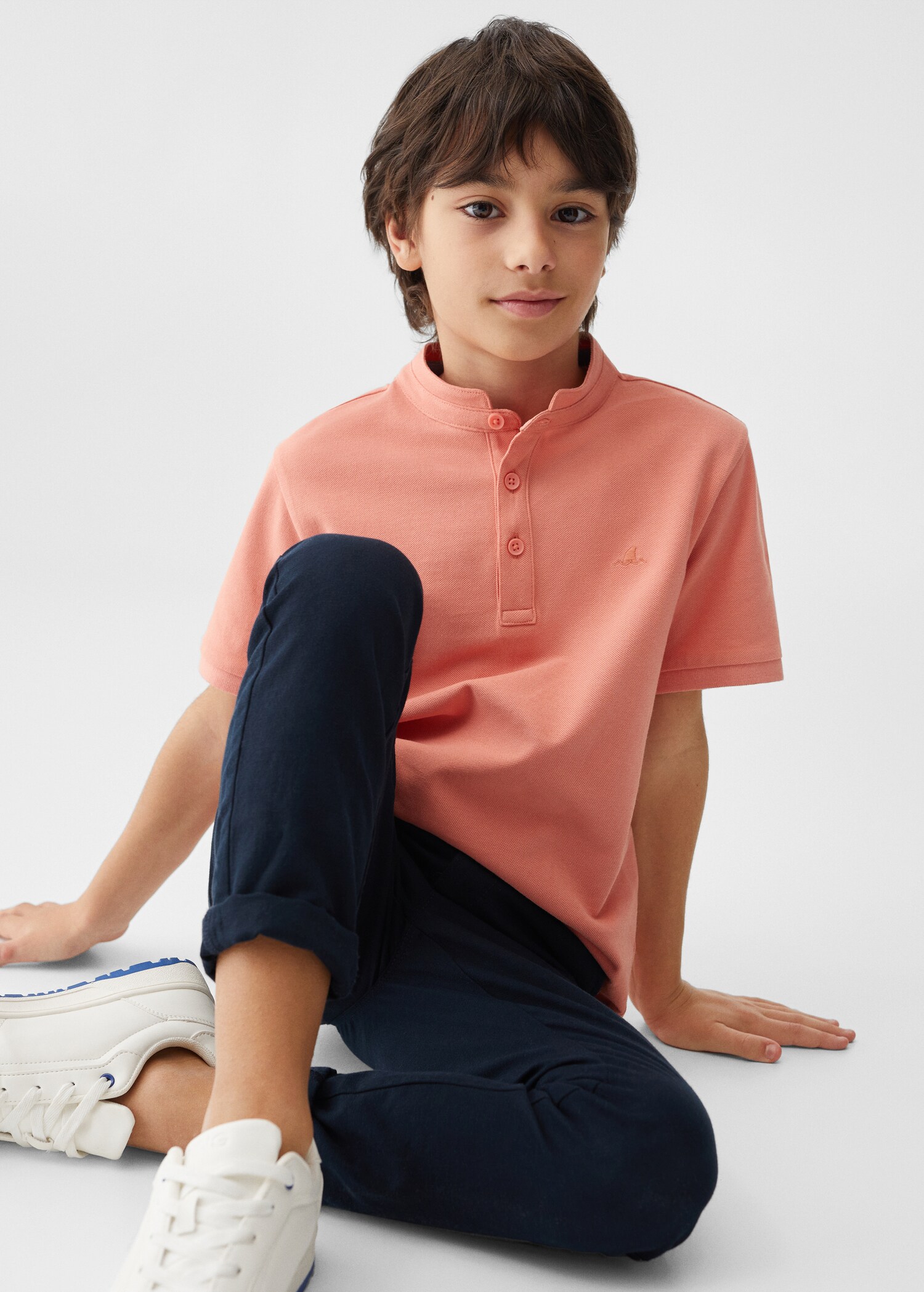 Baumwoll-Poloshirt mit Stehkragen - Detail des Artikels 2